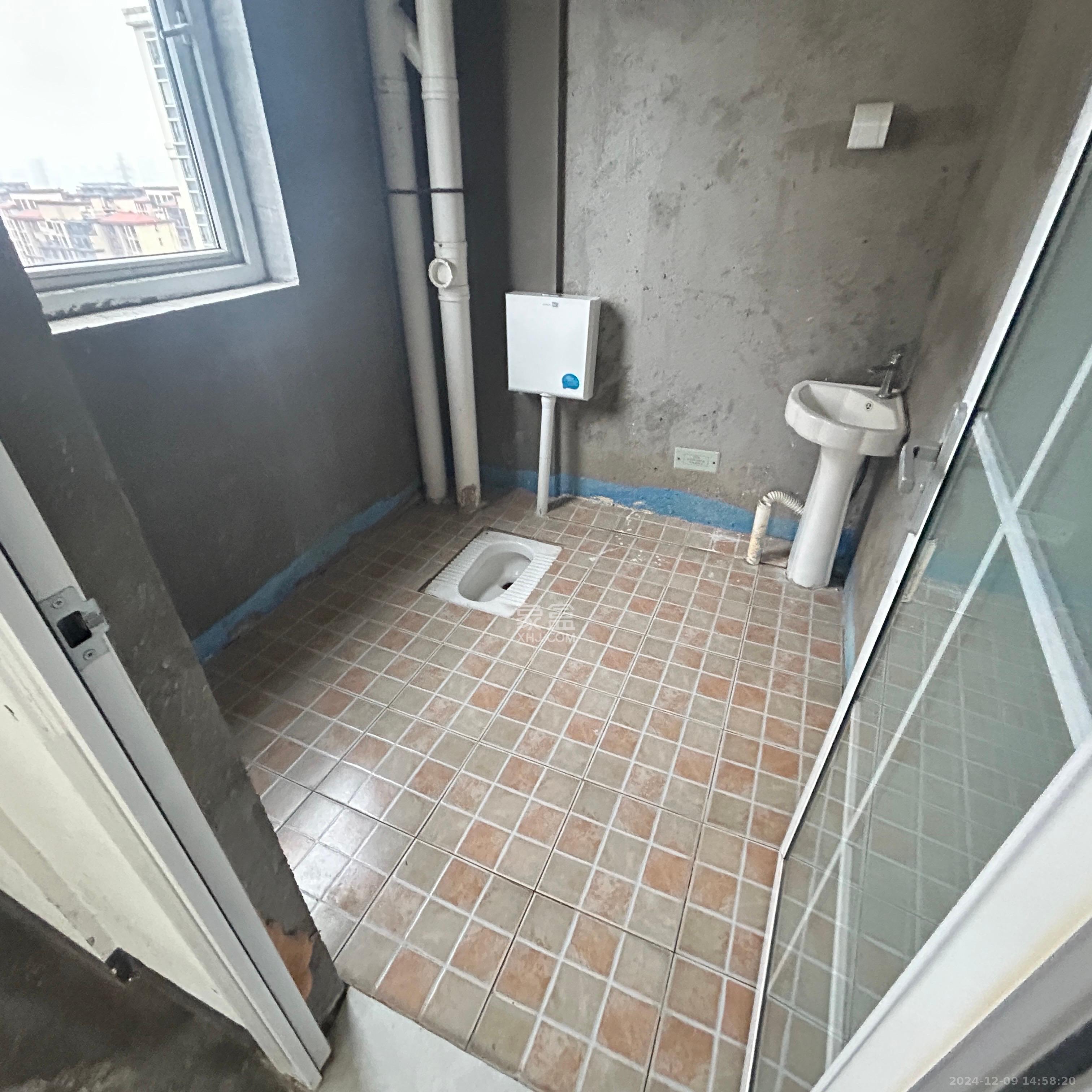 金科天悦(金科美邻汇) 4室2厅2卫 2000.0元/月 金科天悦(金科美邻汇) 4室2厅2卫 2000.0元/月室内图