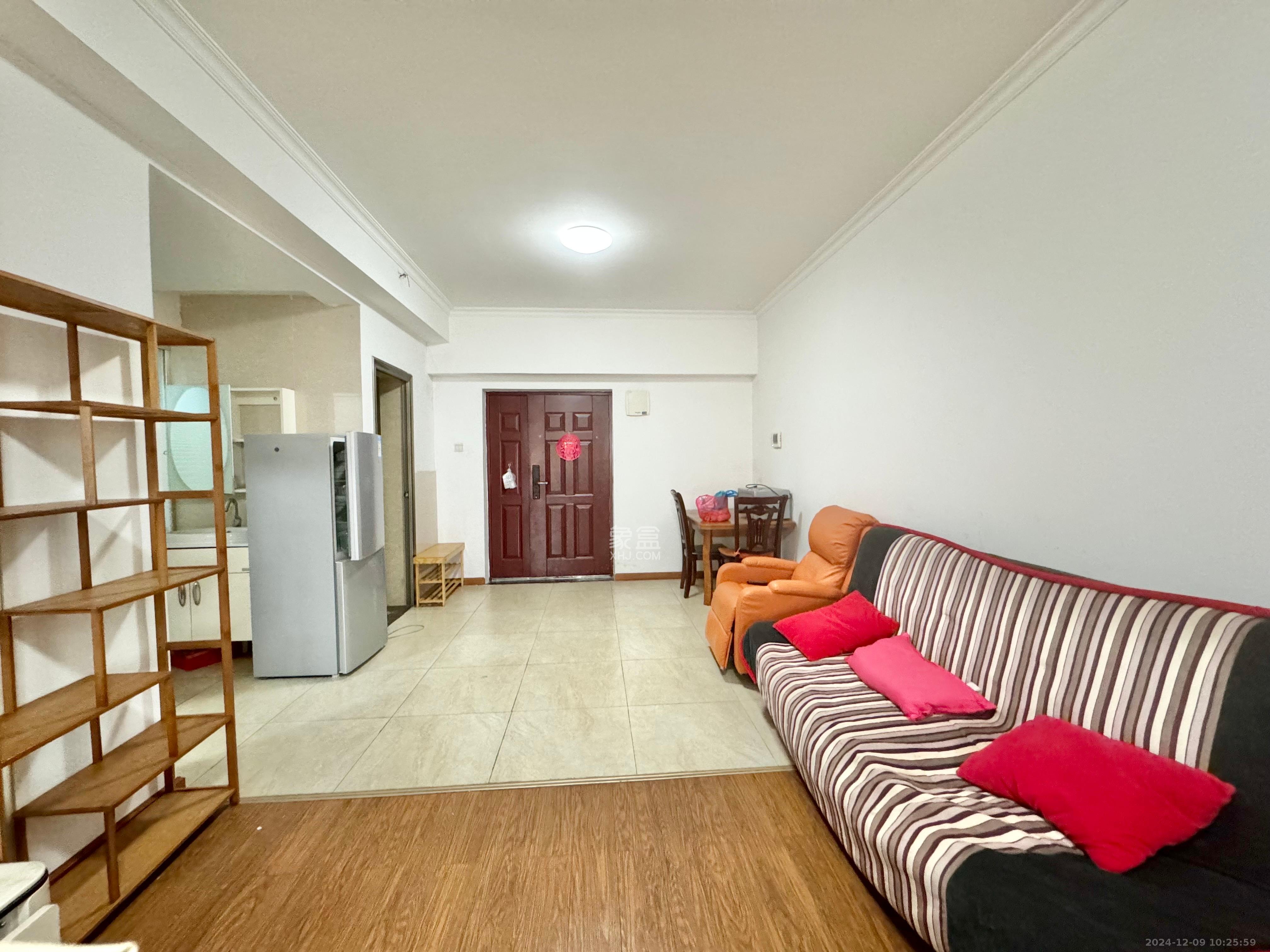 中信凯旋蓝岸(中信新城三期) 3室2厅1卫 1600.0元/月 中信凯旋蓝岸(中信新城三期) 3室2厅1卫 1600.0元/月室内图