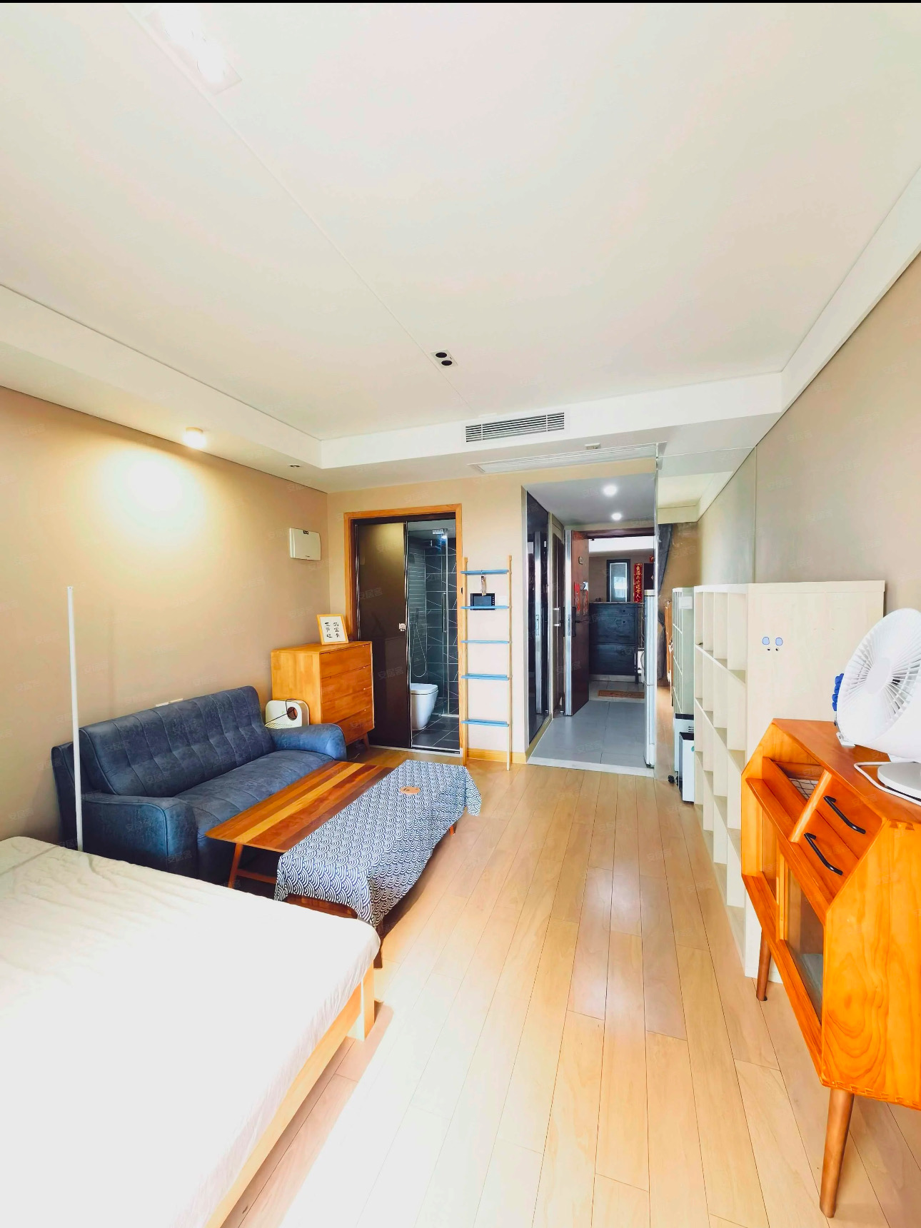 海域阳光(一二期)  1室1厅1卫    80.0万 海域阳光(一二期)  1室1厅1卫    80.0万