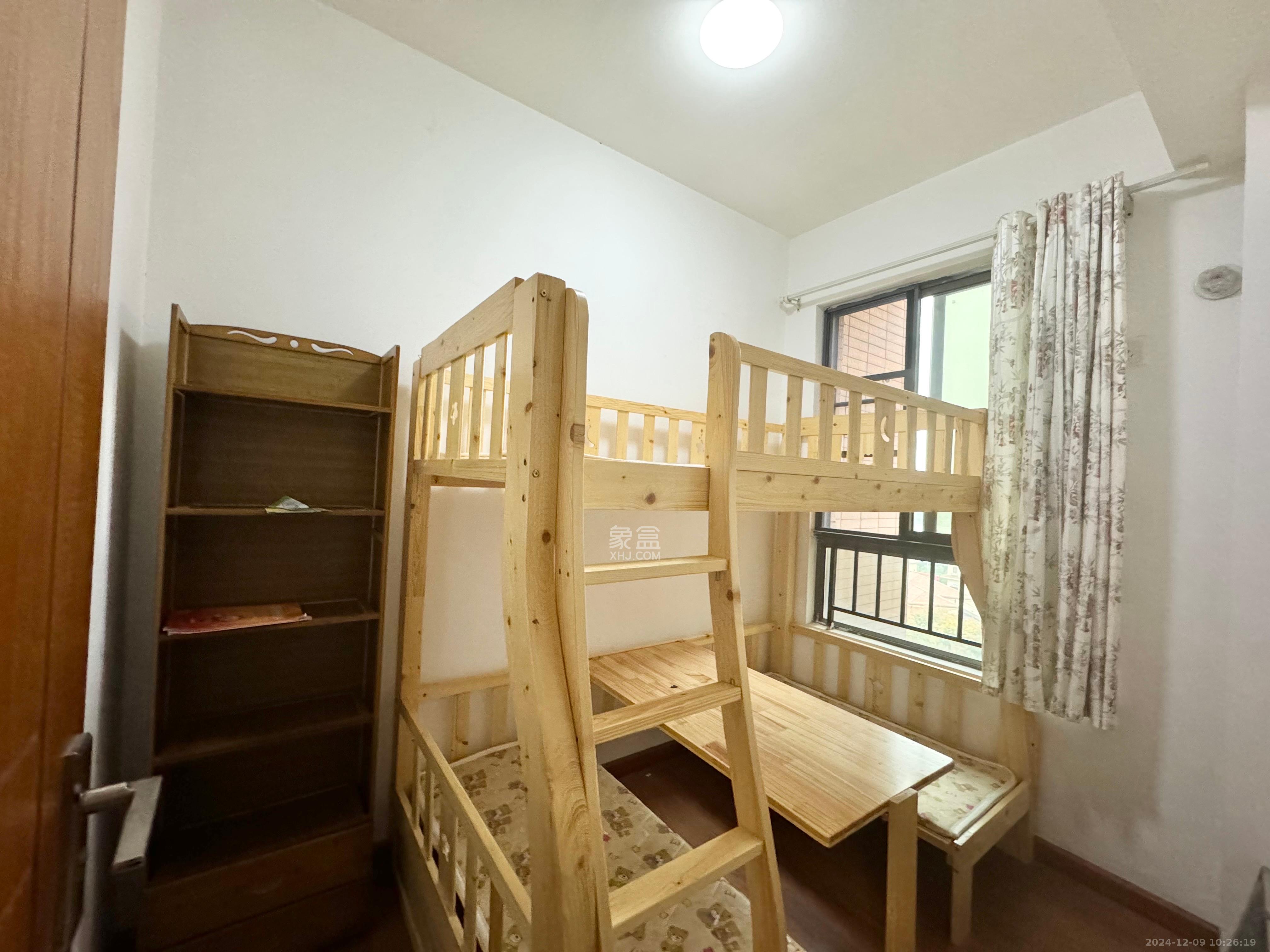 中信凯旋蓝岸(中信新城三期) 3室2厅1卫 1600.0元/月 中信凯旋蓝岸(中信新城三期) 3室2厅1卫 1600.0元/月室内图