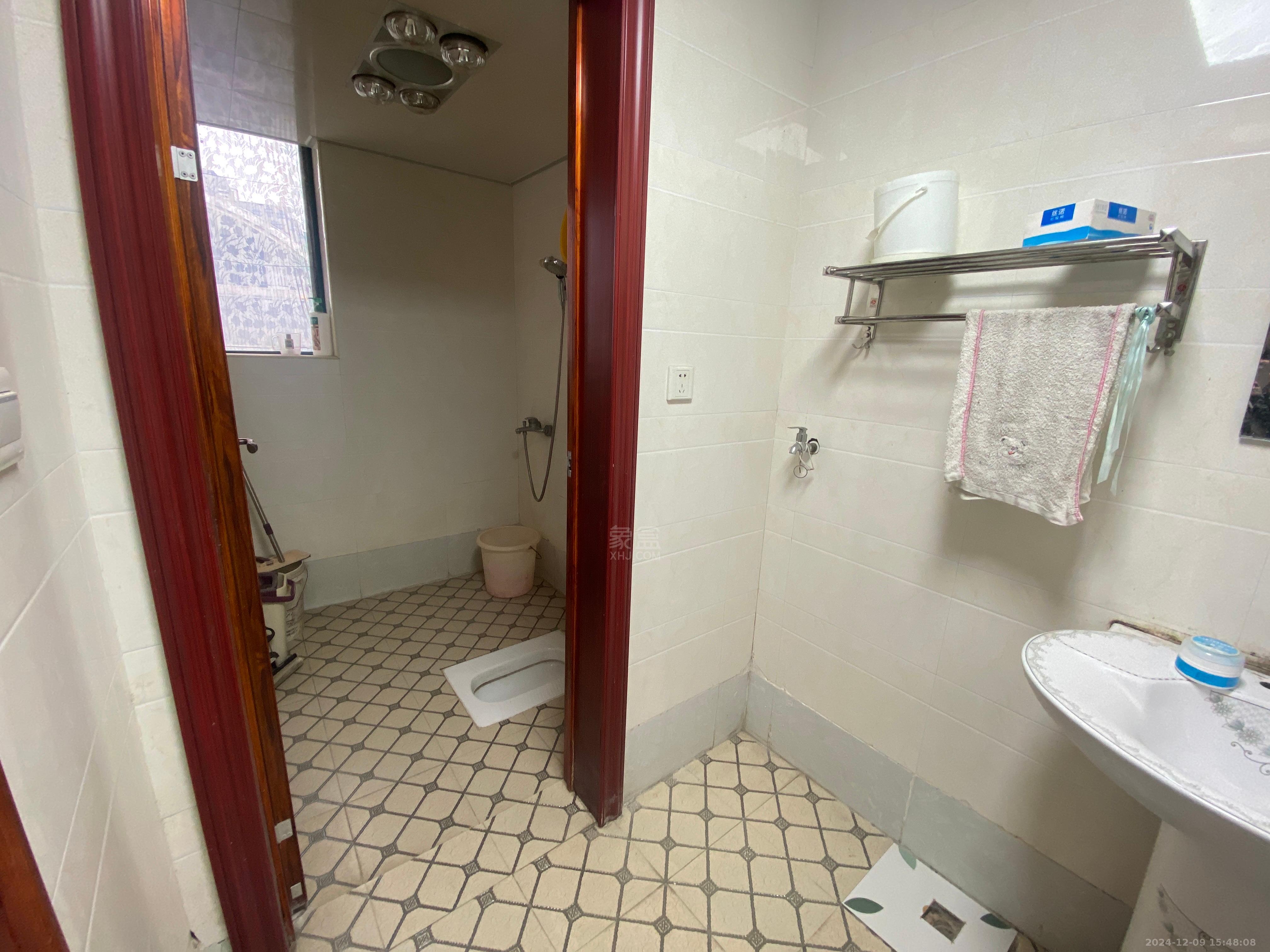 海创明珠花园 3室2厅2卫 1800.0元/月 海创明珠花园 3室2厅2卫 1800.0元/月室内图