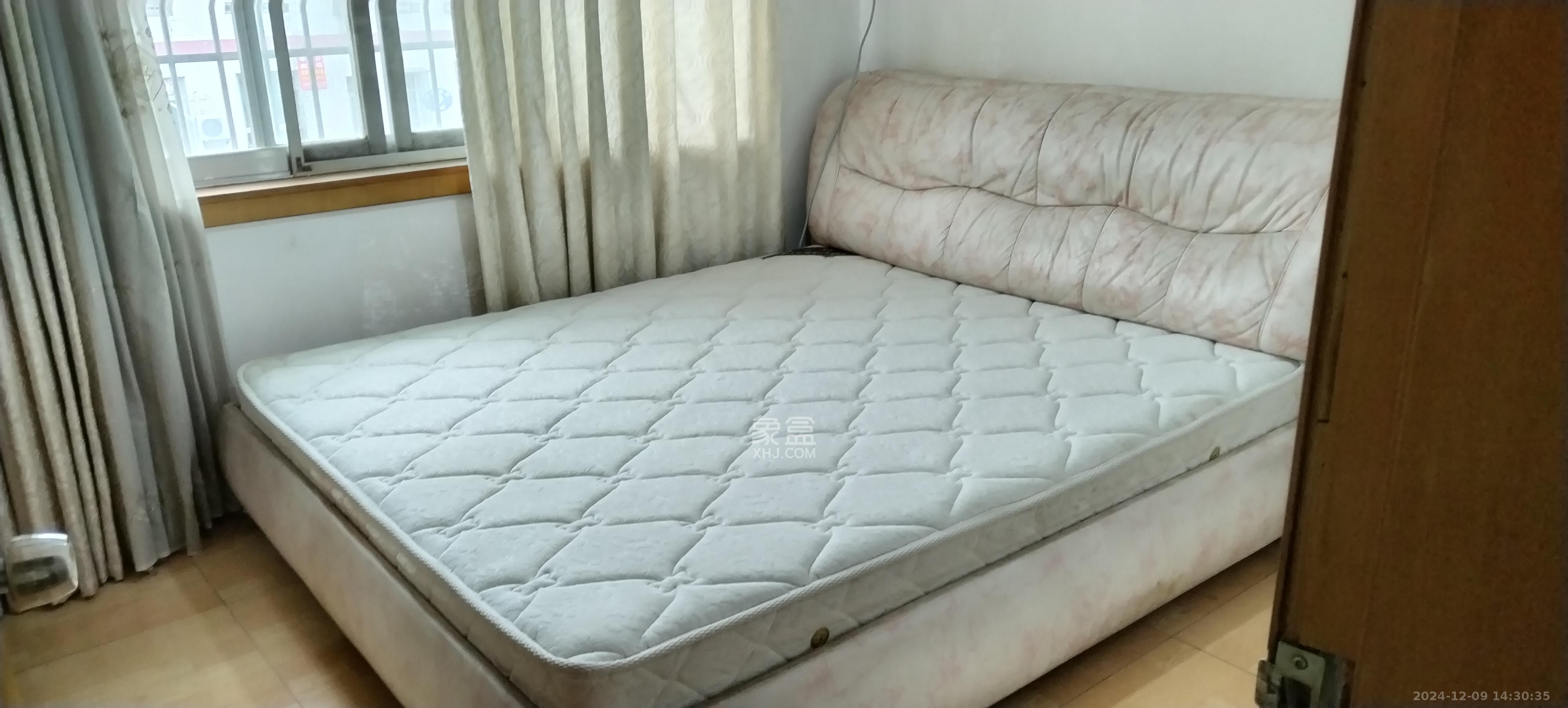 红星糖酒城 4室2厅1卫 1600.0元/月 红星糖酒城 4室2厅1卫 1600.0元/月室内图