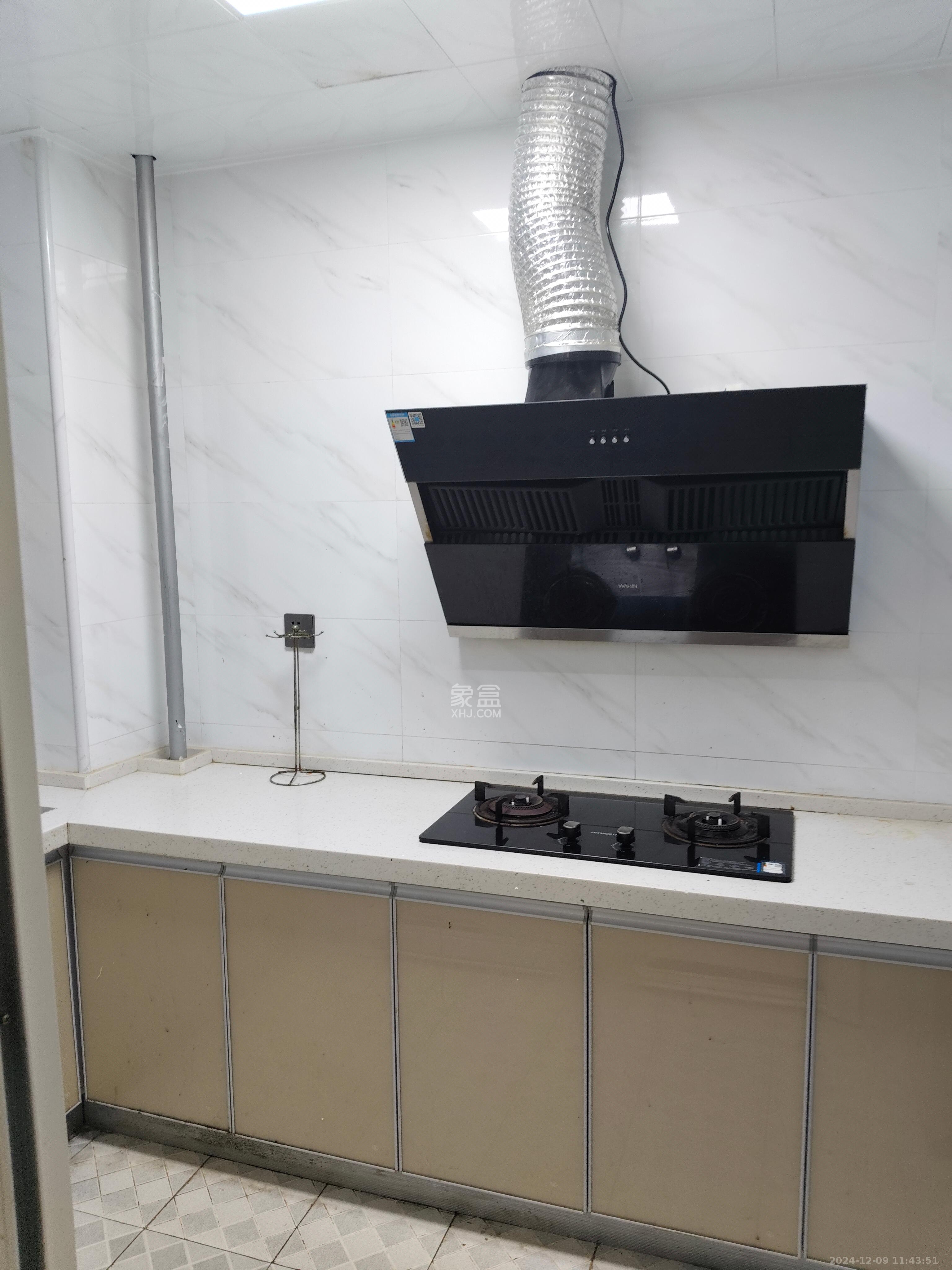 哈佛小镇(五矿哈佛小镇)  3室2厅2卫    1800.0元/月 哈佛小镇(五矿哈佛小镇)  3室2厅2卫    1800.0元/月