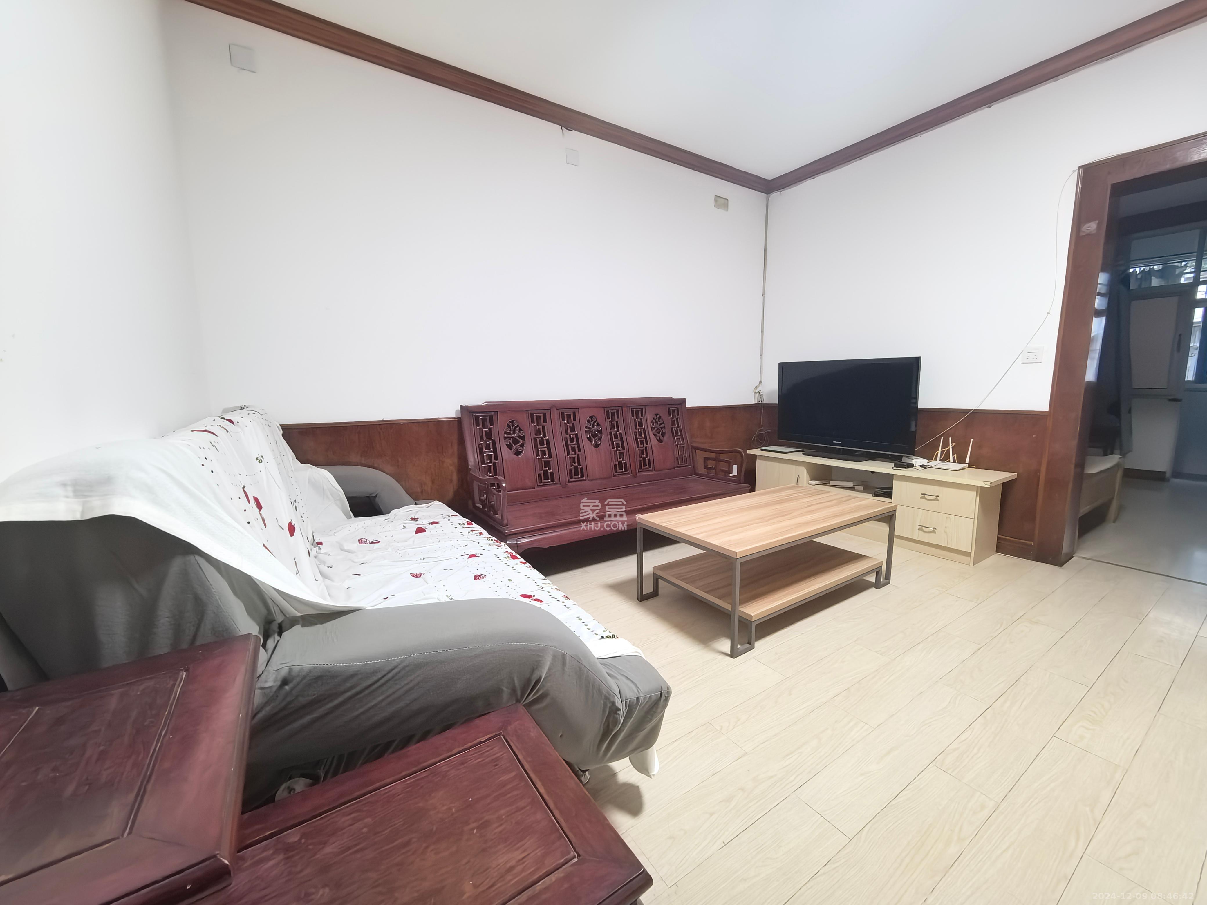省建苑小区  3室2厅1卫   2300.00元/月室内图