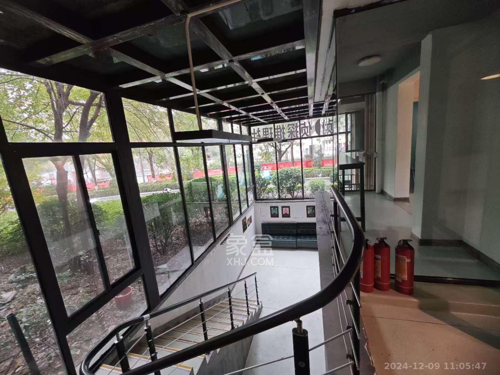 梅溪湖合能璞丽 6室2厅2卫 4980.0元/月 梅溪湖合能璞丽 6室2厅2卫 4980.0元/月室内图