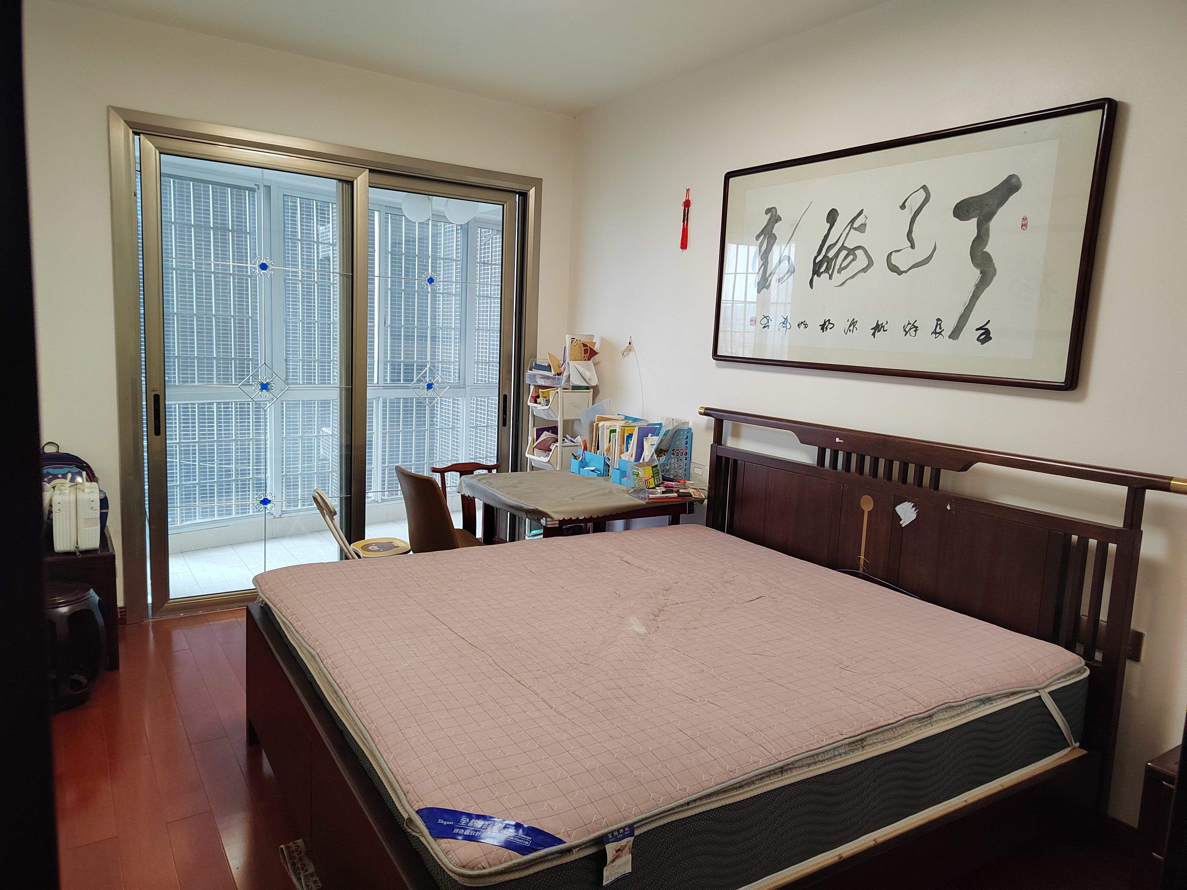 星海名都 1室0厅0卫 100.8万 星海名都 1室0厅0卫 100.8万卧室