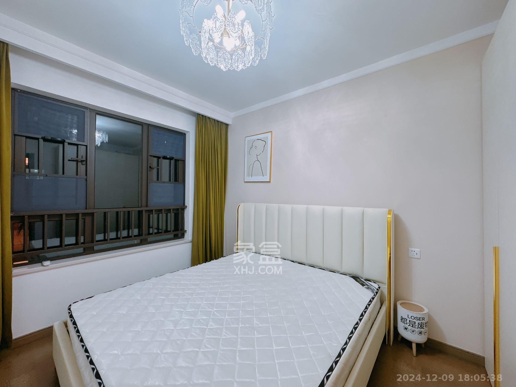 龙湖铂金中心(龙湖春江郦城)  3室2厅2卫    6800.0元/月 龙湖铂金中心(龙湖春江郦城)  3室2厅2卫    6800.0元/月室内图