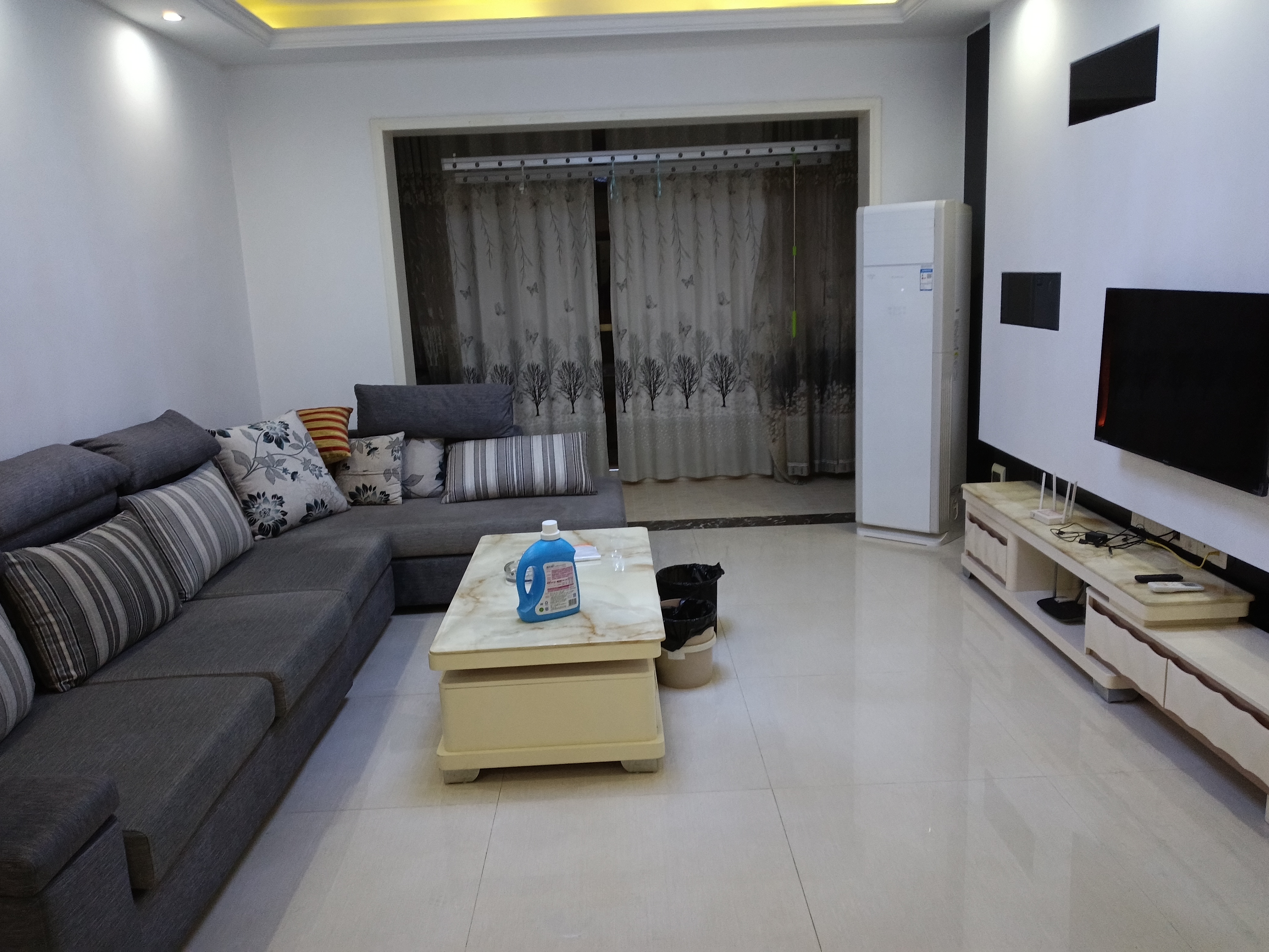 万豪城市花园 3室2厅2卫 2600.0元/月 万豪城市花园 3室2厅2卫 2600.0元/月室内图