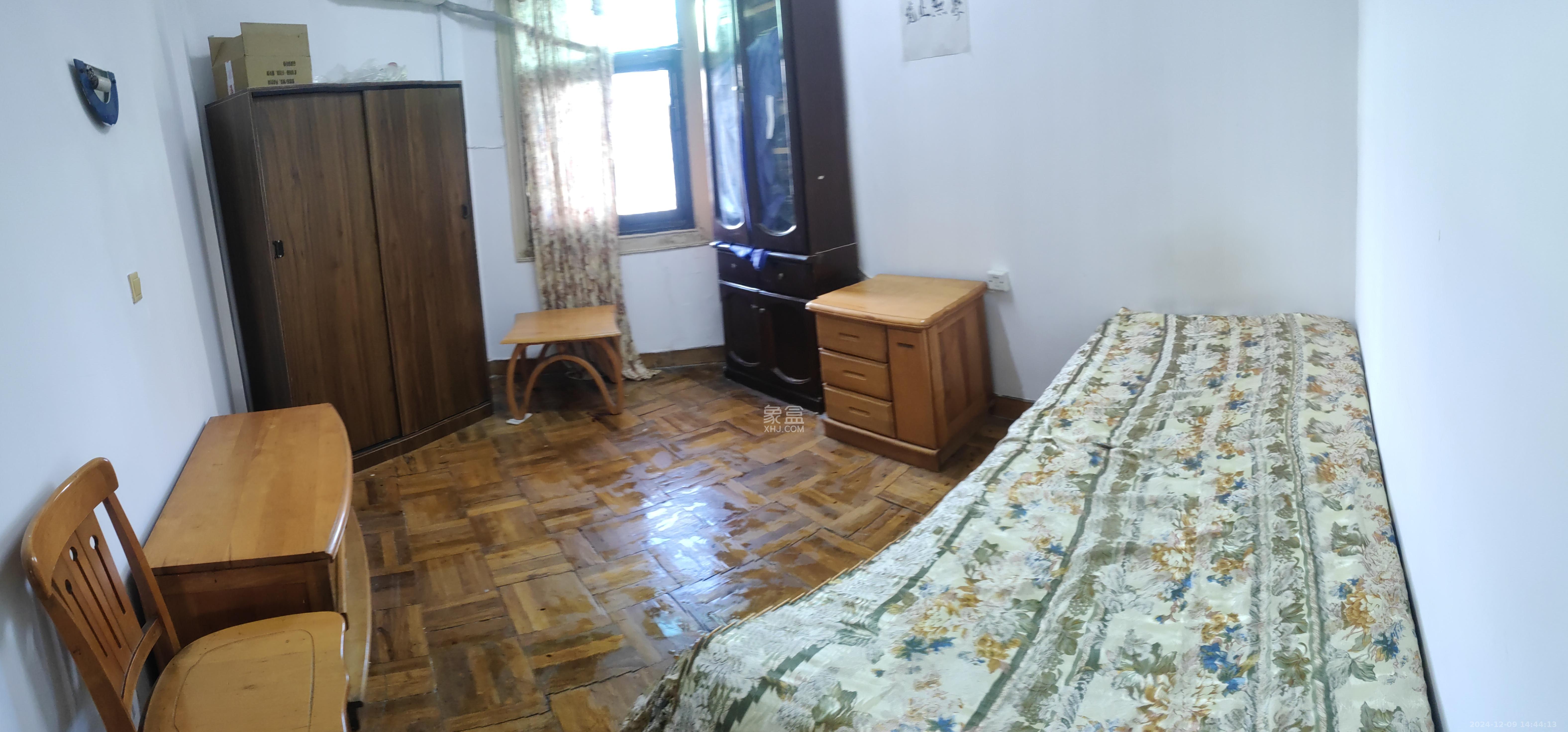 铁四院 2室1厅1卫 1350.0元/月 铁四院 2室1厅1卫 1350.0元/月室内图