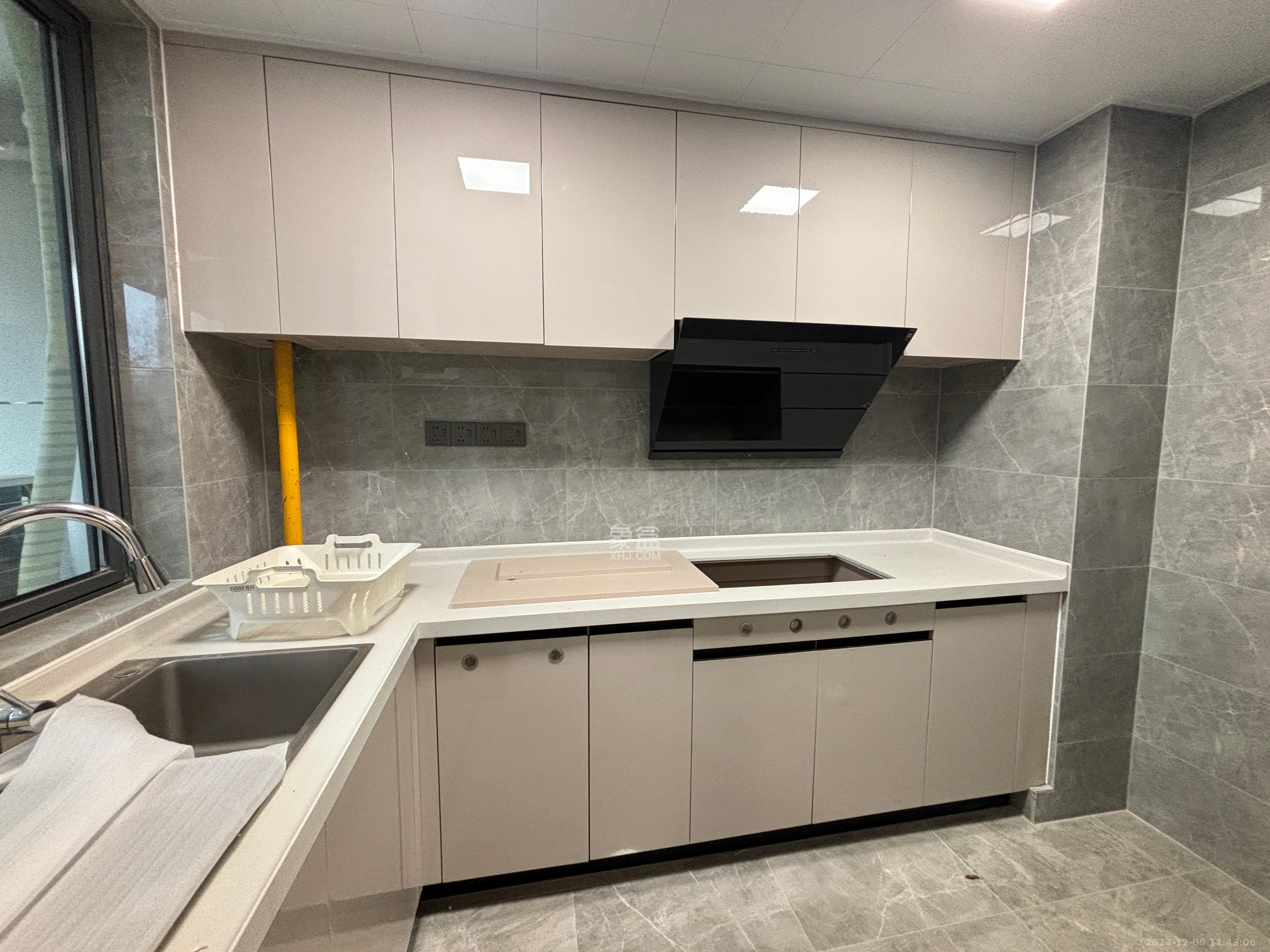 卓越洋湖晴翠 4室2厅2卫 4600.00元/月 卓越洋湖晴翠 4室2厅2卫 4600.00元/月室内图