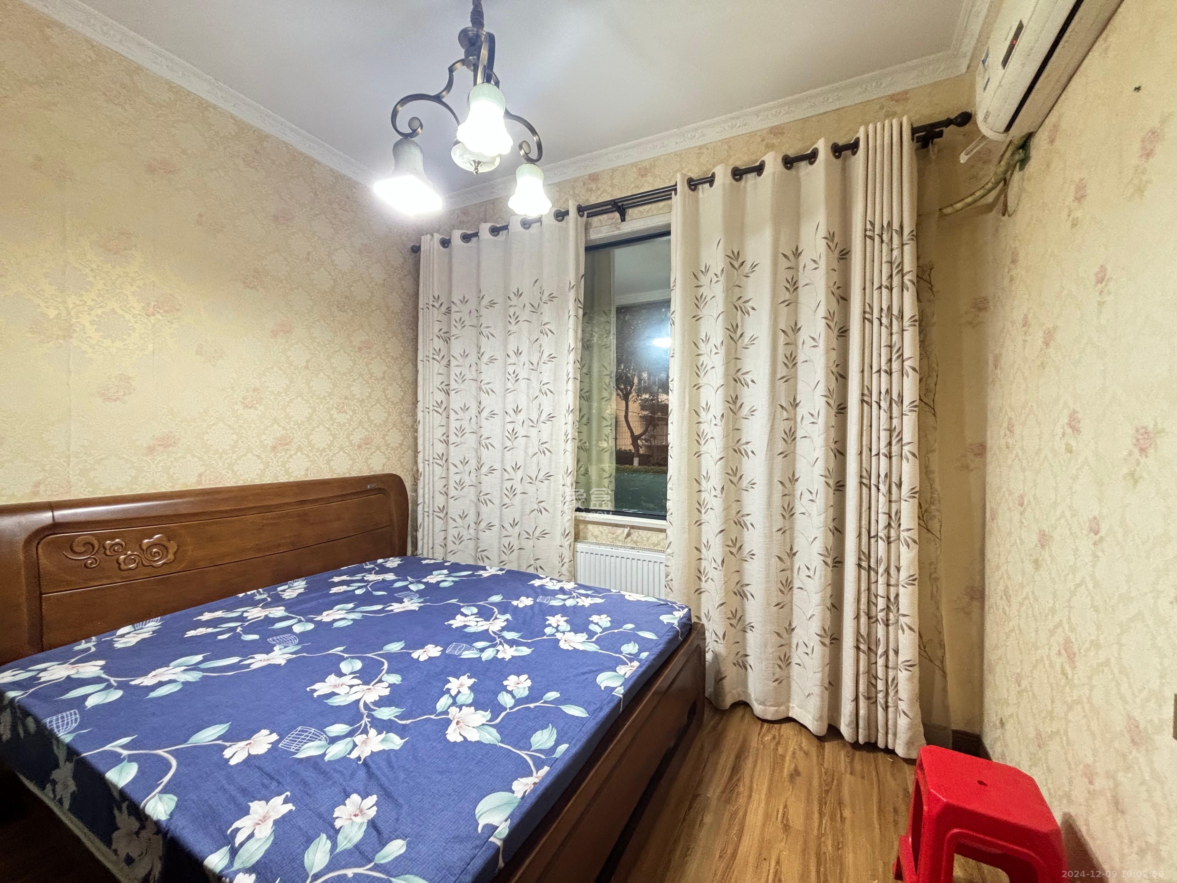 中南红领邦(红星嘉和苑) 2室1厅1卫 2400.0元/月 中南红领邦(红星嘉和苑) 2室1厅1卫 2400.0元/月室内图