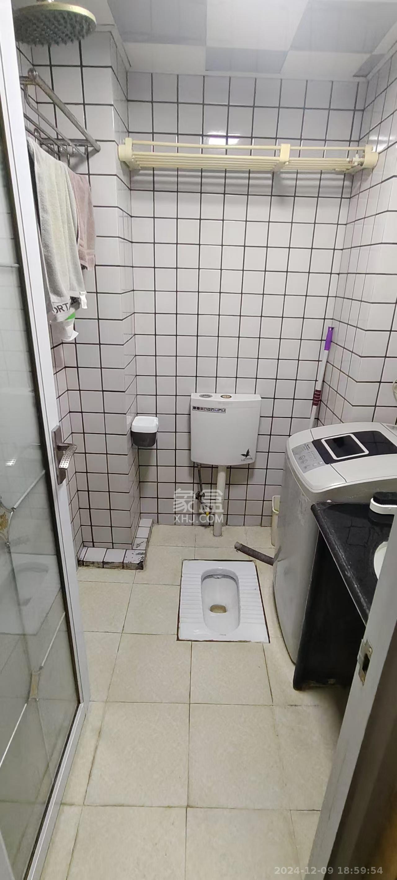 东方新世界  1室1厅1卫   1000.00元/月室内图