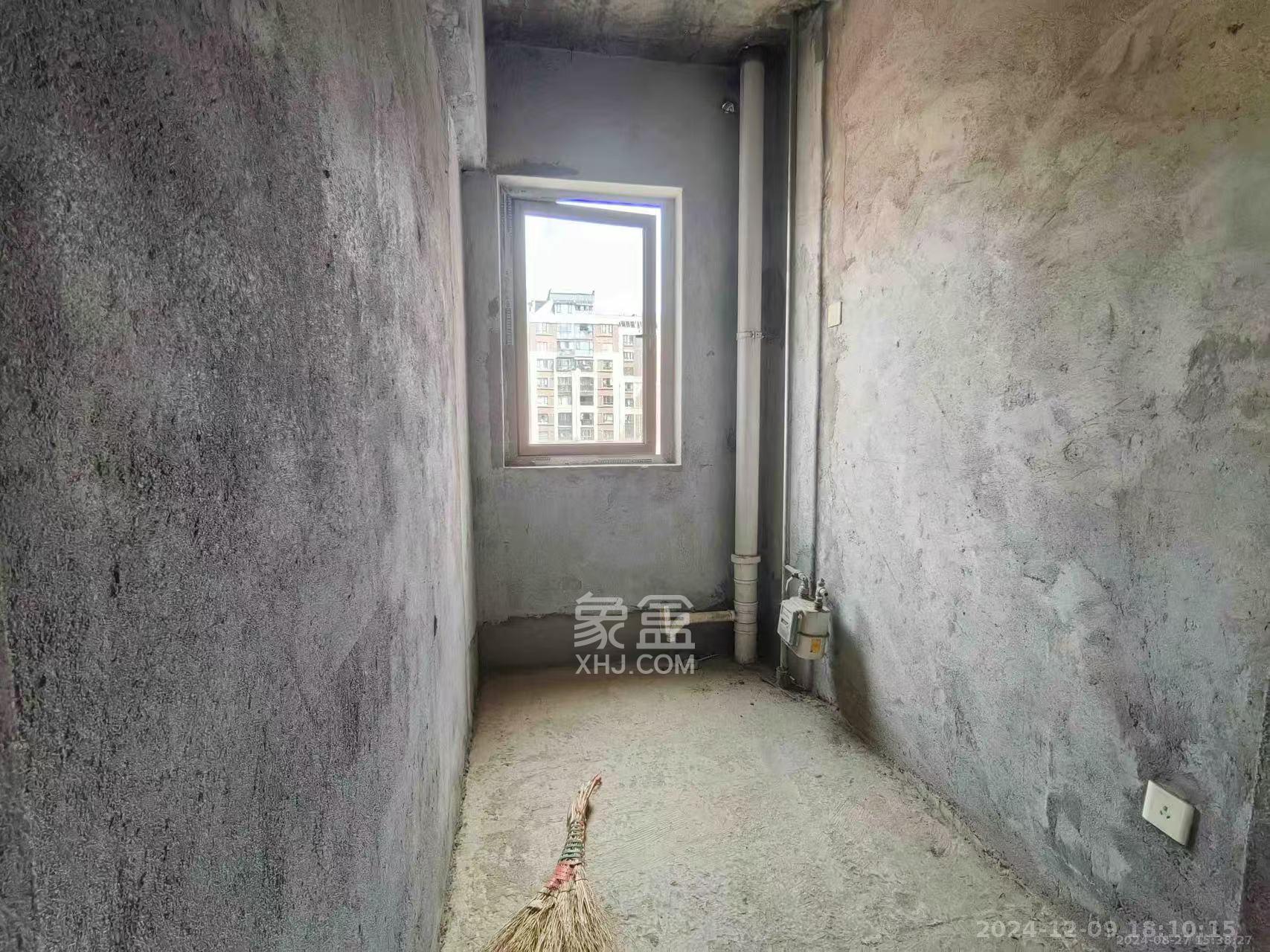 怡海星城  3室2厅2卫    800.0元/月 怡海星城  3室2厅2卫    800.0元/月室内图