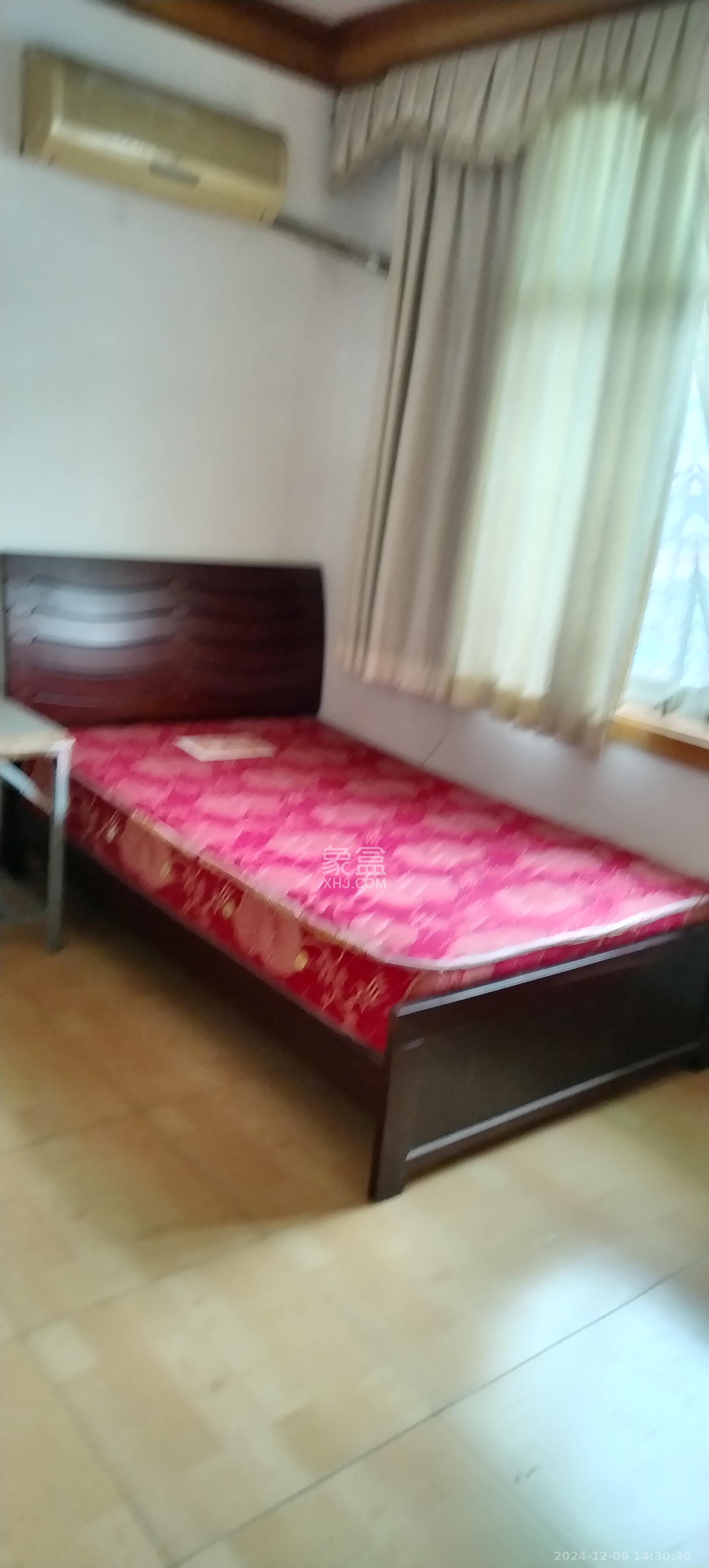 红星糖酒城 4室2厅1卫 1600.0元/月 红星糖酒城 4室2厅1卫 1600.0元/月室内图