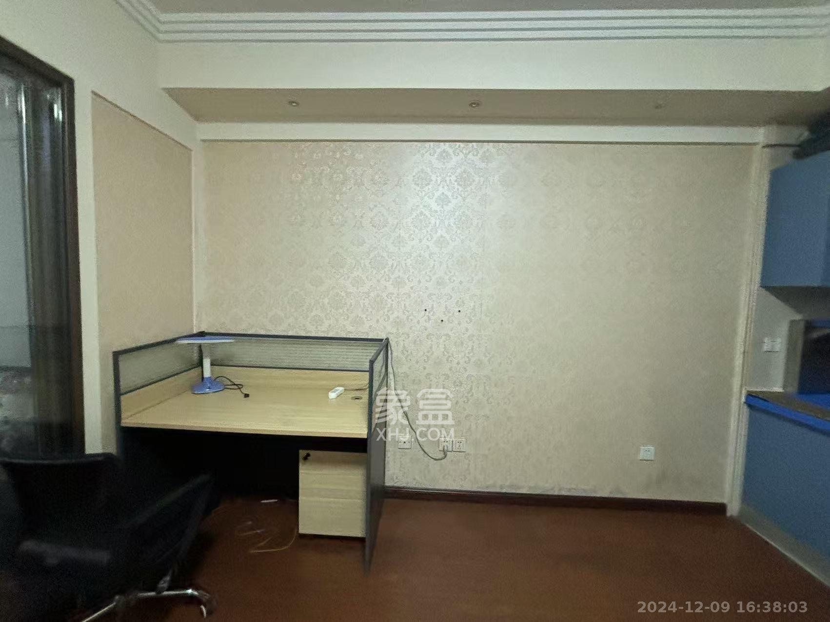 西子一间 1室1厅1卫 1800.0元/月 西子一间 1室1厅1卫 1800.0元/月室内图