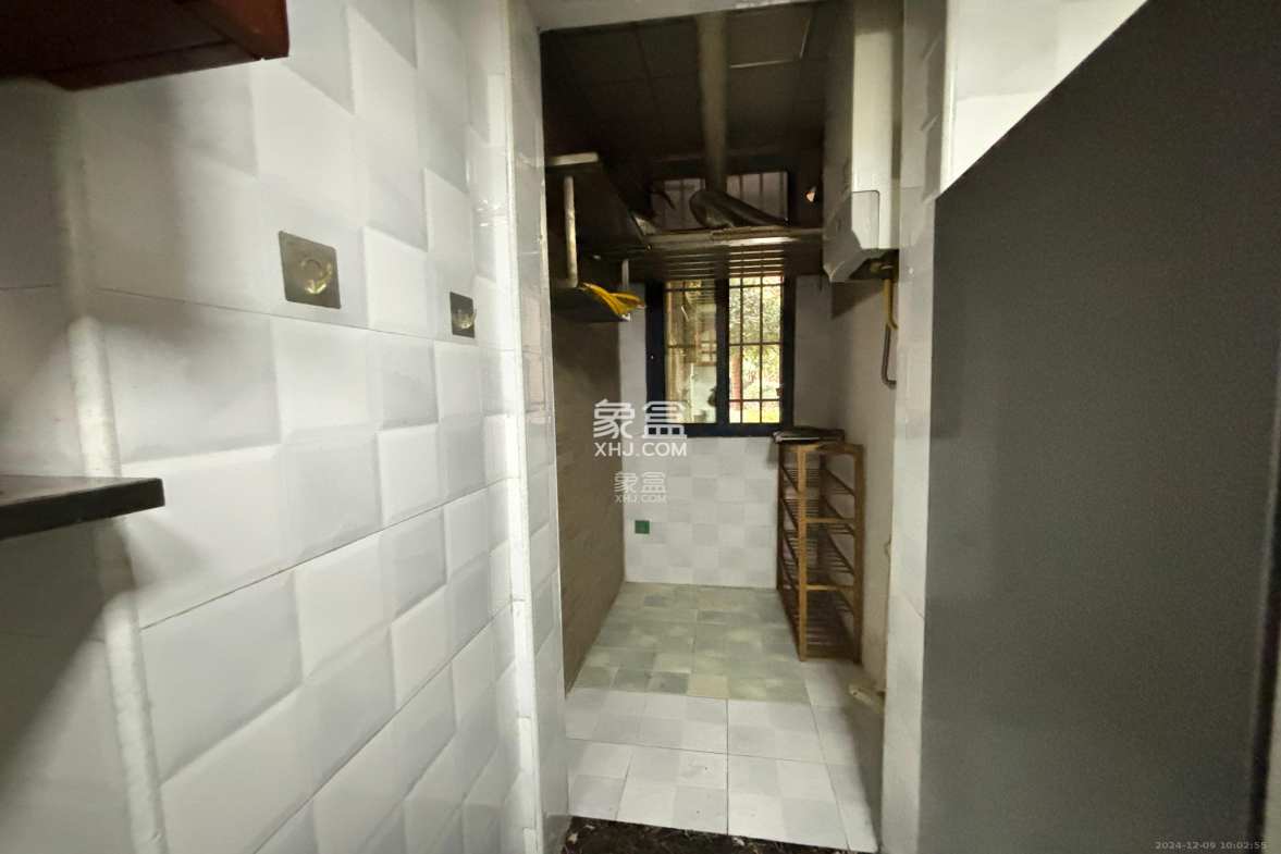 中南红领邦(红星嘉和苑) 2室1厅1卫 2400.0元/月 中南红领邦(红星嘉和苑) 2室1厅1卫 2400.0元/月室内图