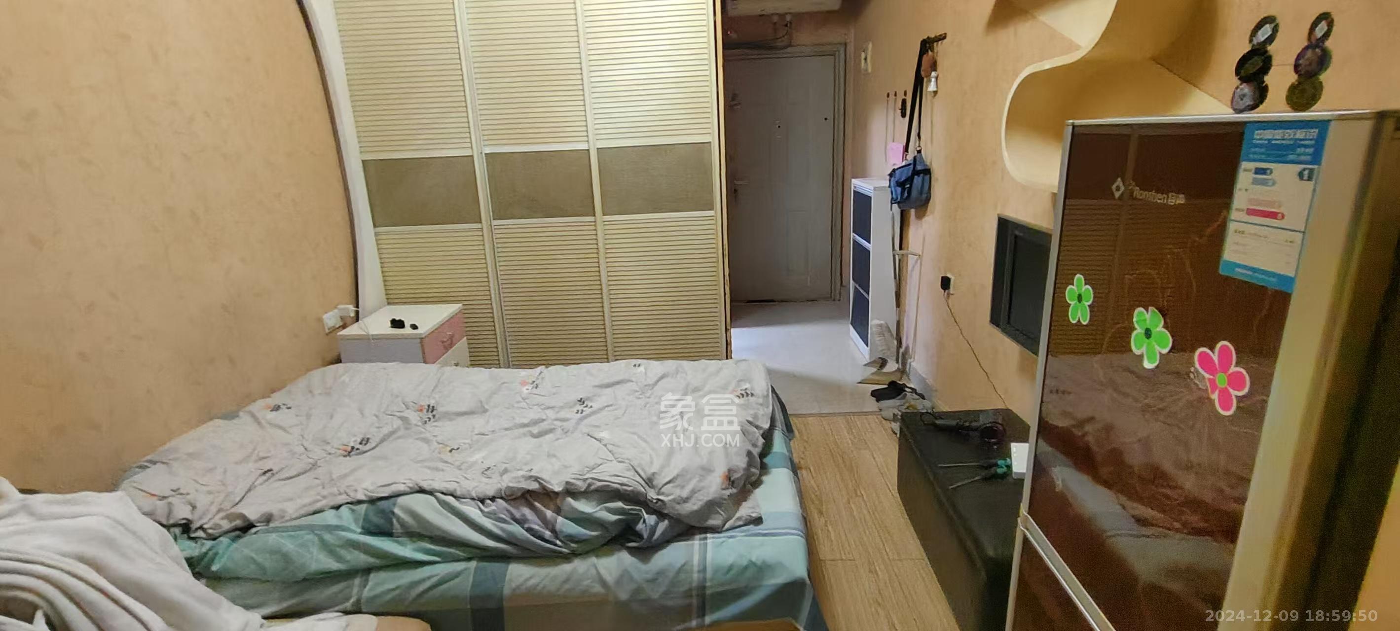 东方新世界  1室1厅1卫   1000.00元/月室内图