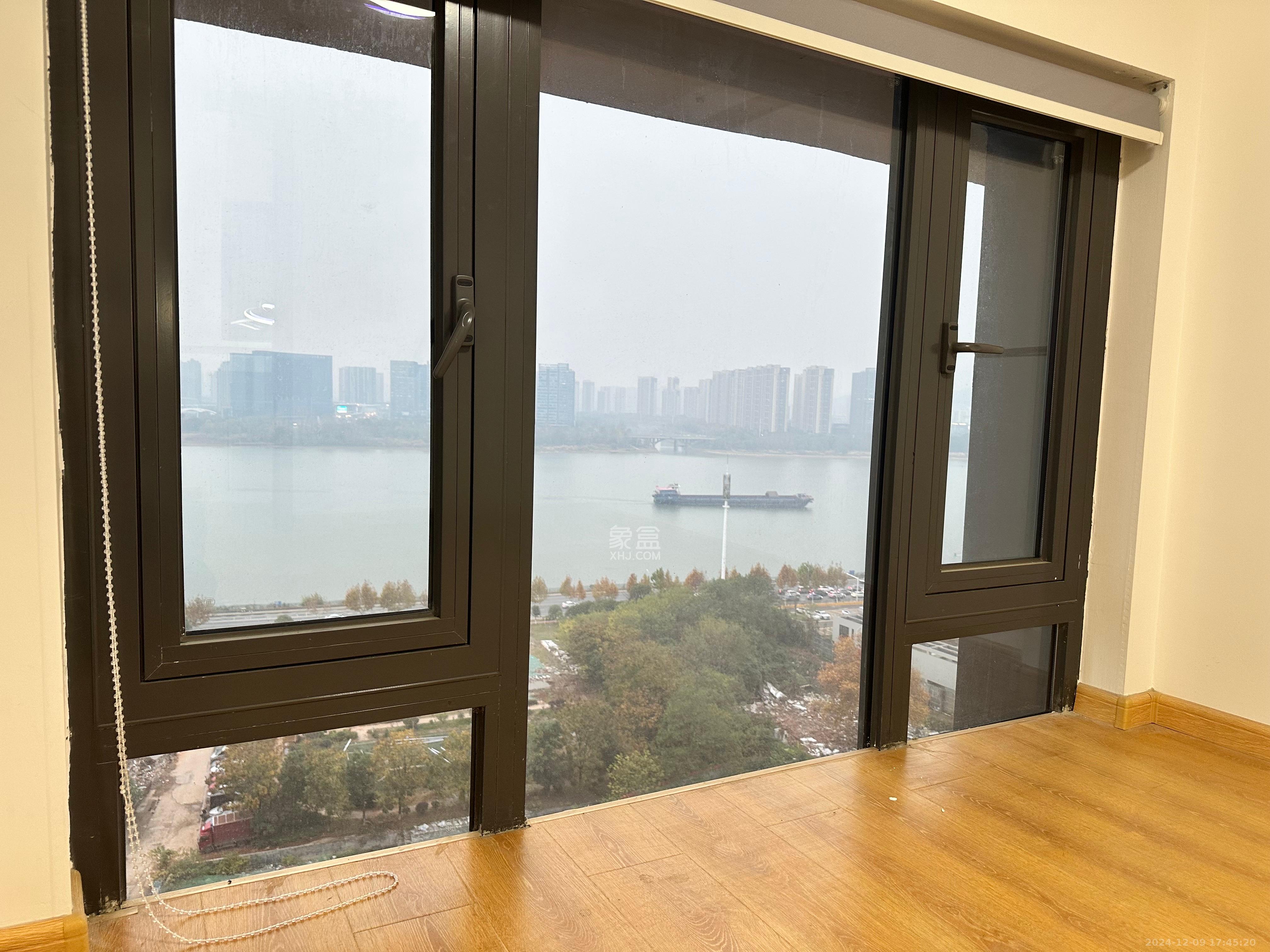 万科紫台  2室3厅1卫   3200.00元/月室内图