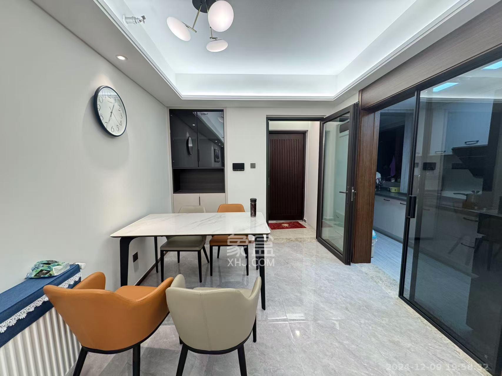 万科里金域滨江 4室2厅2卫 7500.0元/月 万科里金域滨江 4室2厅2卫 7500.0元/月室内图