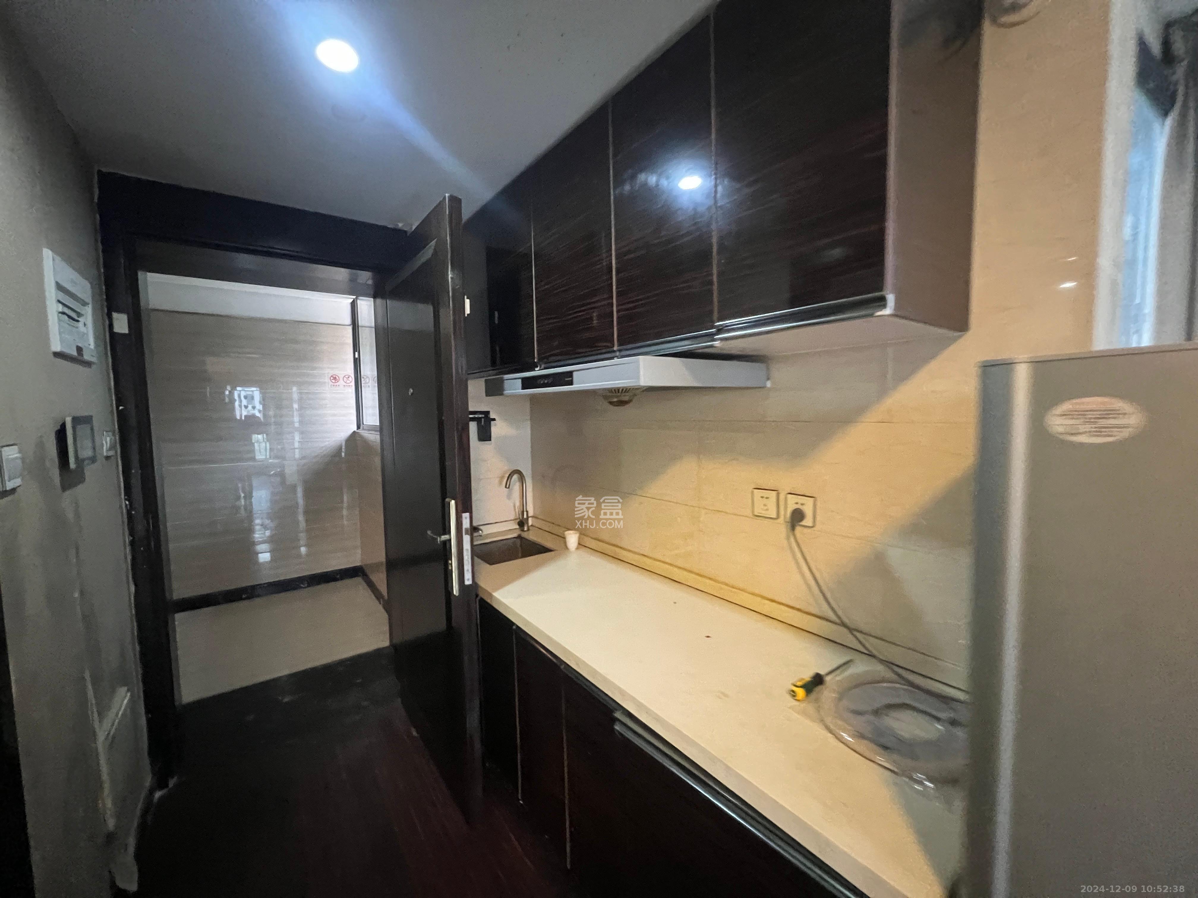 德思勤城市广场(宝格丽公寓) 1室1厅1卫 1900.0元/月 德思勤城市广场(宝格丽公寓) 1室1厅1卫 1900.0元/月室内图