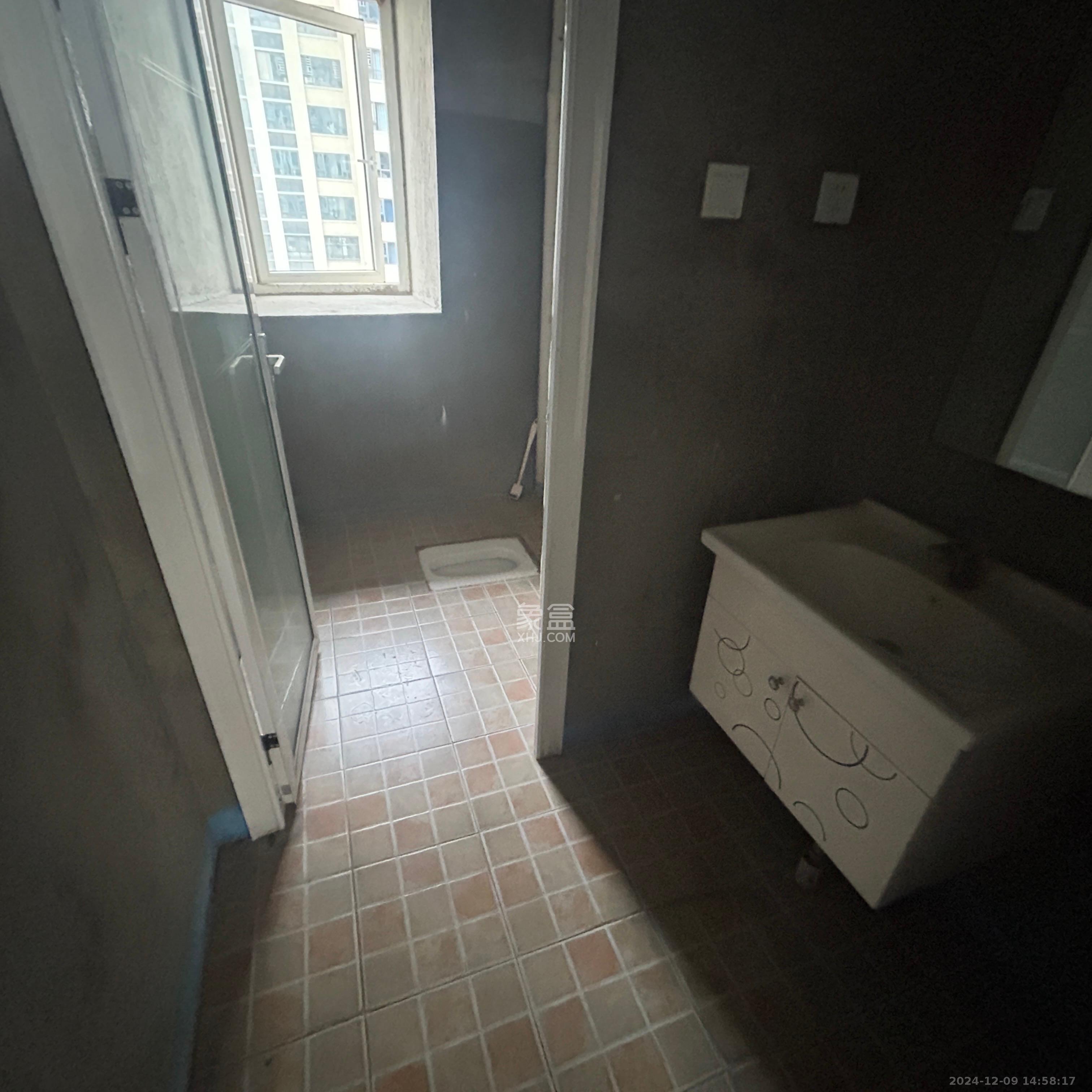 金科天悦(金科美邻汇) 4室2厅2卫 2000.0元/月 金科天悦(金科美邻汇) 4室2厅2卫 2000.0元/月室内图