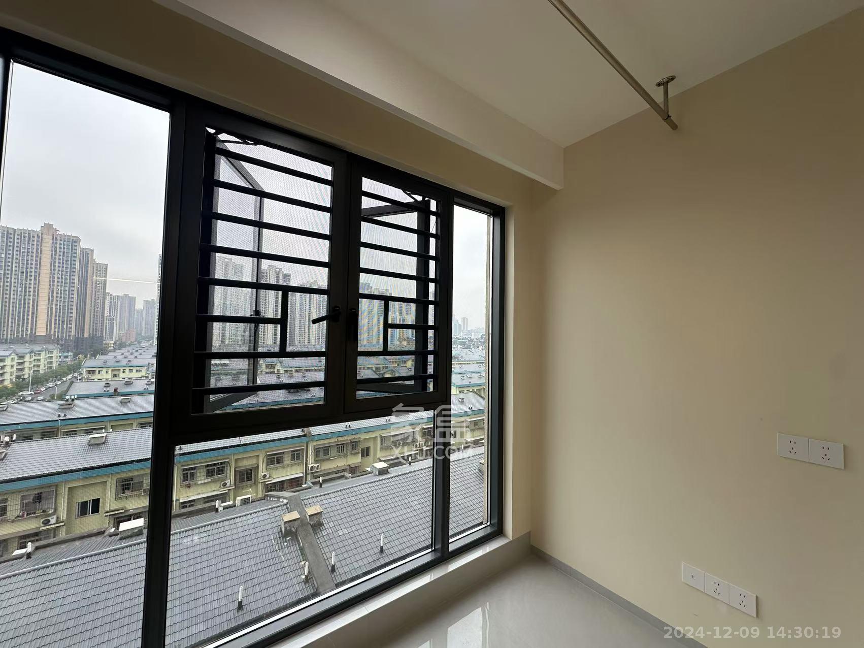 友兴家园  2室1厅1卫    2800.0元/月 友兴家园  2室1厅1卫    2800.0元/月室内图