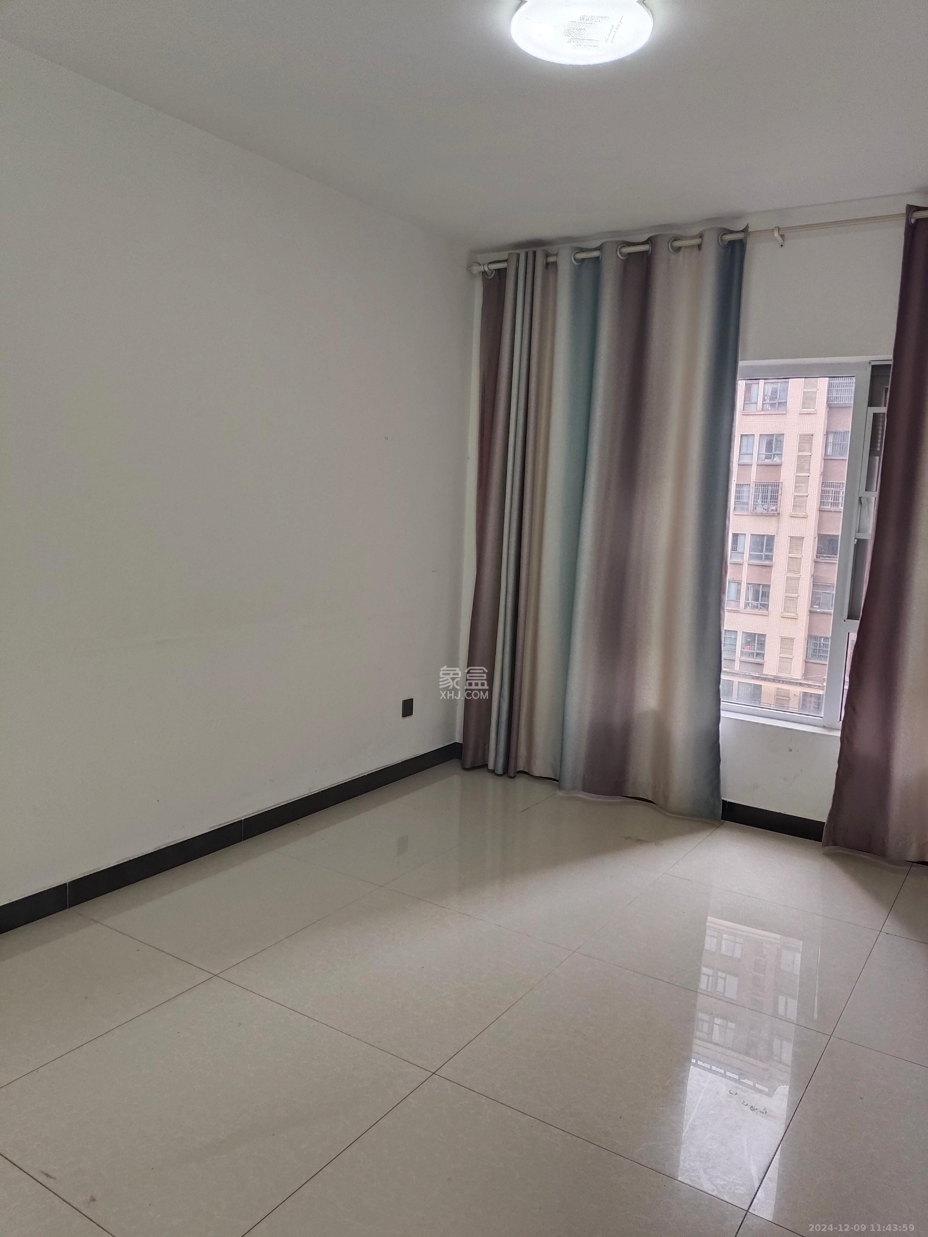 哈佛小镇(五矿哈佛小镇) 3室2厅2卫 1800.0元/月 哈佛小镇(五矿哈佛小镇) 3室2厅2卫 1800.0元/月室内图