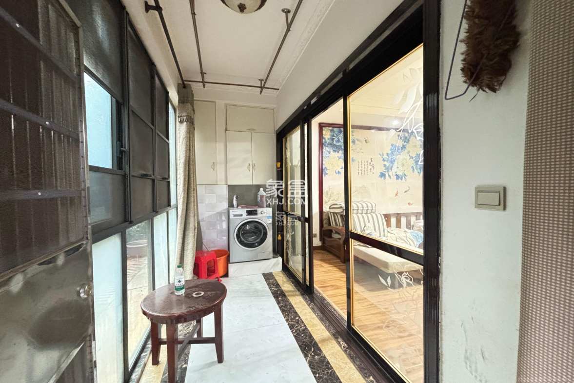 中南红领邦(红星嘉和苑) 2室1厅1卫 2400.0元/月 中南红领邦(红星嘉和苑) 2室1厅1卫 2400.0元/月室内图