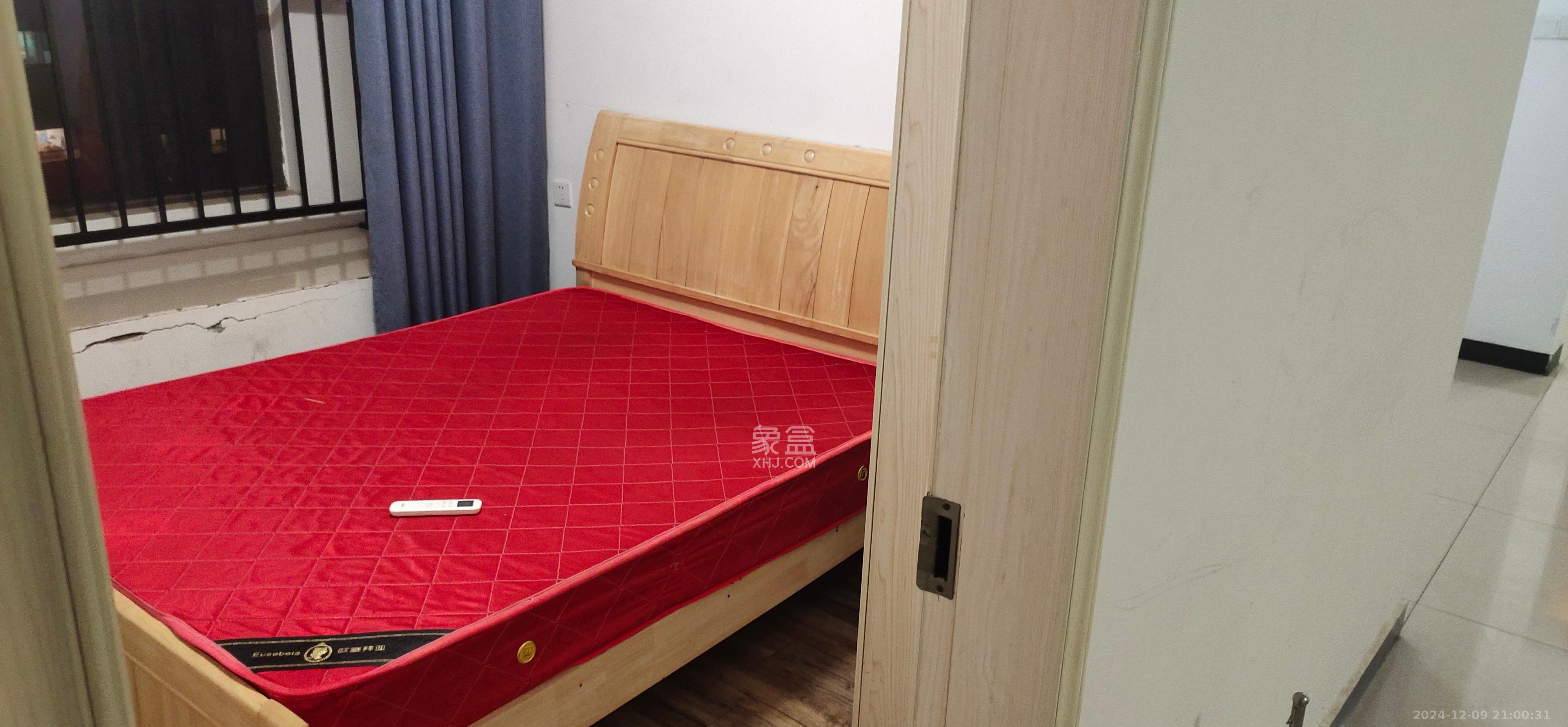 阳光城尚东湾青云苑  3室2厅2卫    3000.0元/月 阳光城尚东湾青云苑  3室2厅2卫    3000.0元/月室内图