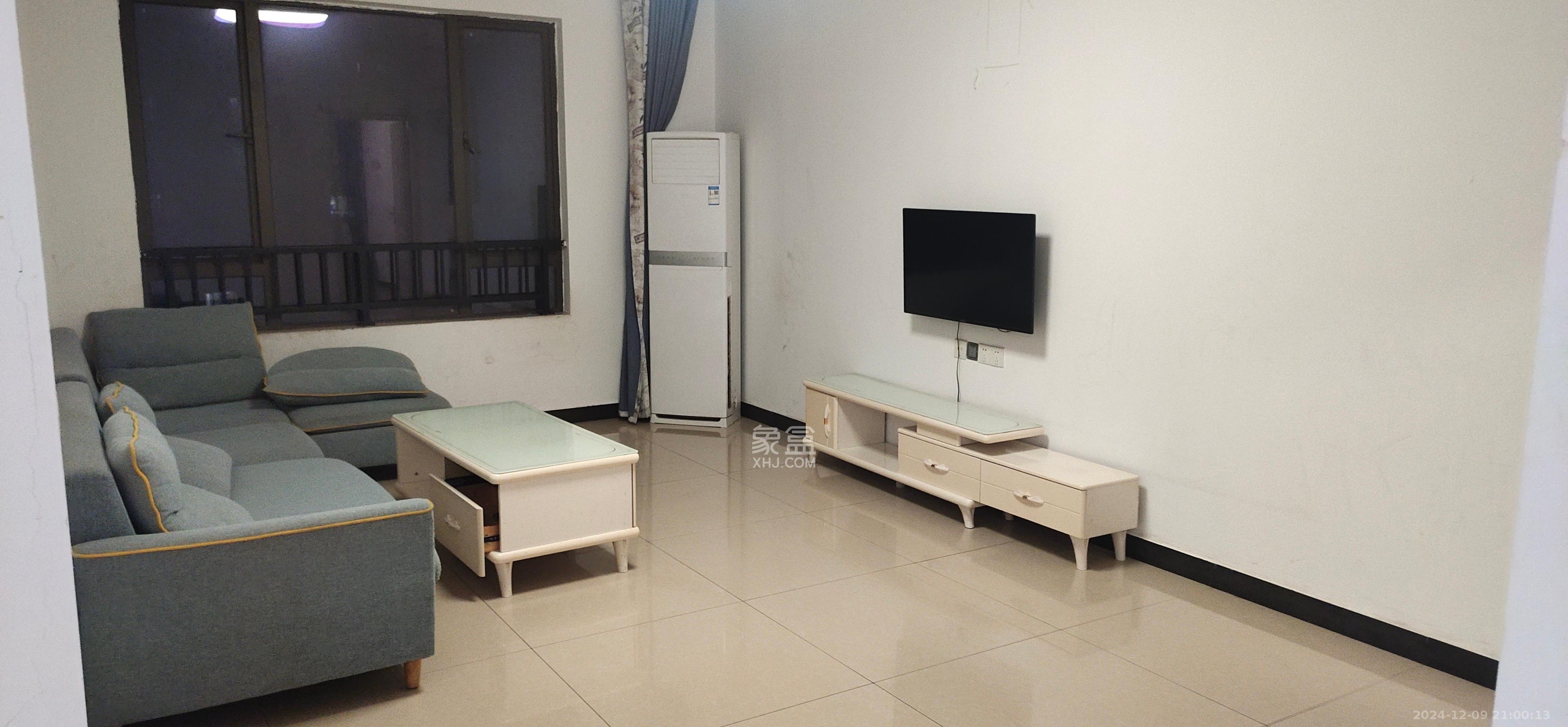 阳光城尚东湾青云苑  3室2厅2卫    3000.0元/月 阳光城尚东湾青云苑  3室2厅2卫    3000.0元/月室内图