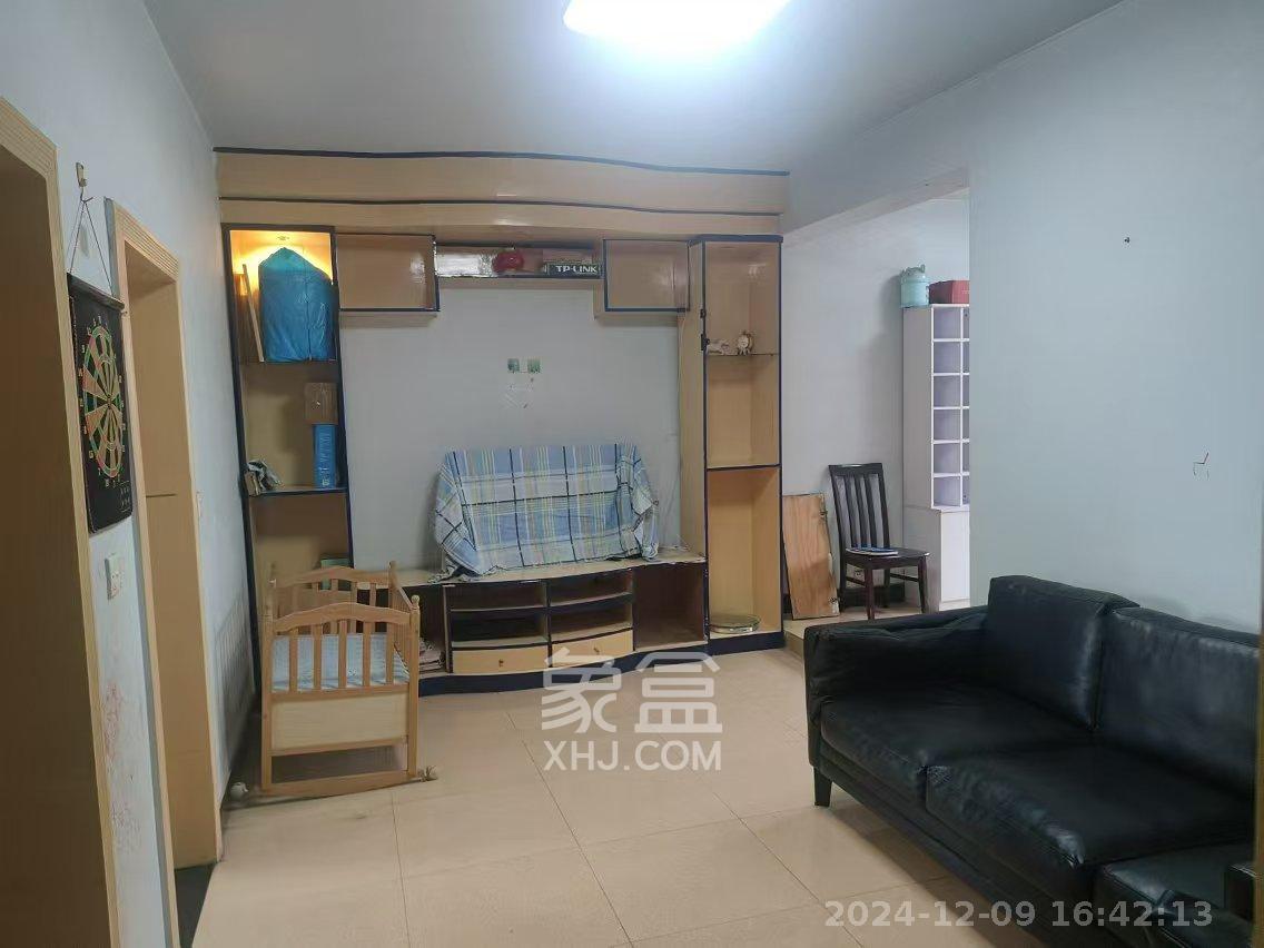 中建五局信和苑四区  2室2厅1卫    1500.0元/月 中建五局信和苑四区  2室2厅1卫    1500.0元/月室内图1