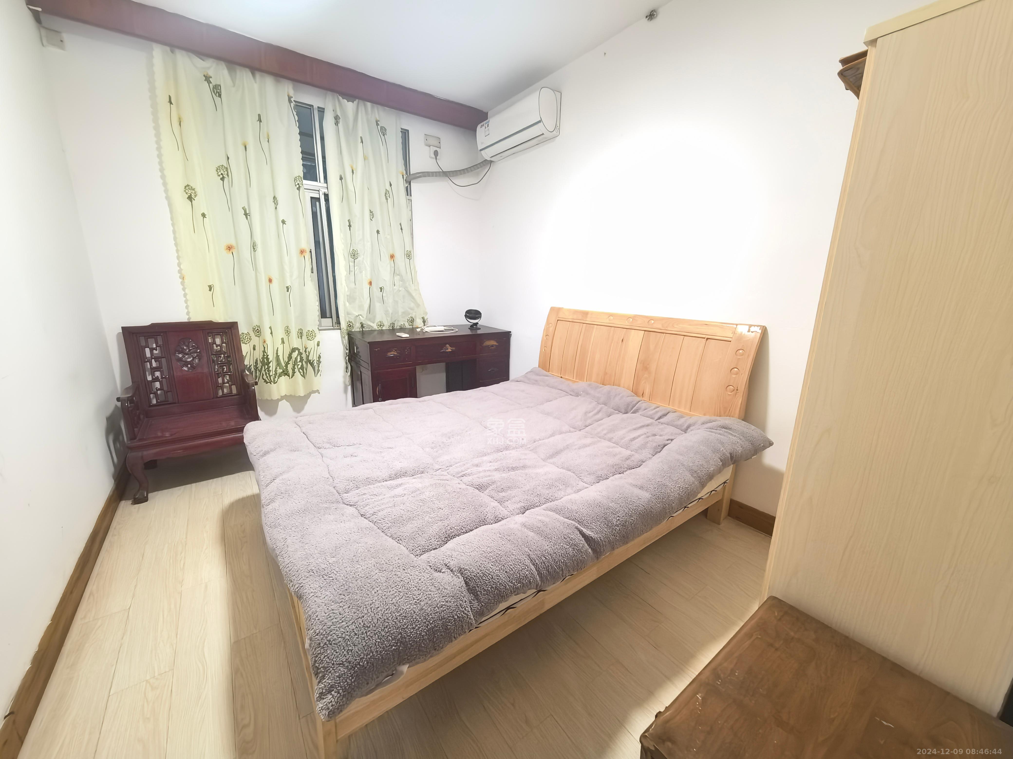 省建苑小区  3室2厅1卫   2300.00元/月室内图