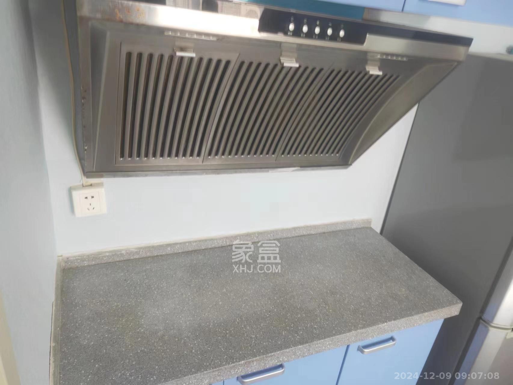 昊天大厦 1室1厅1卫 1800.0元/月 昊天大厦 1室1厅1卫 1800.0元/月室内图