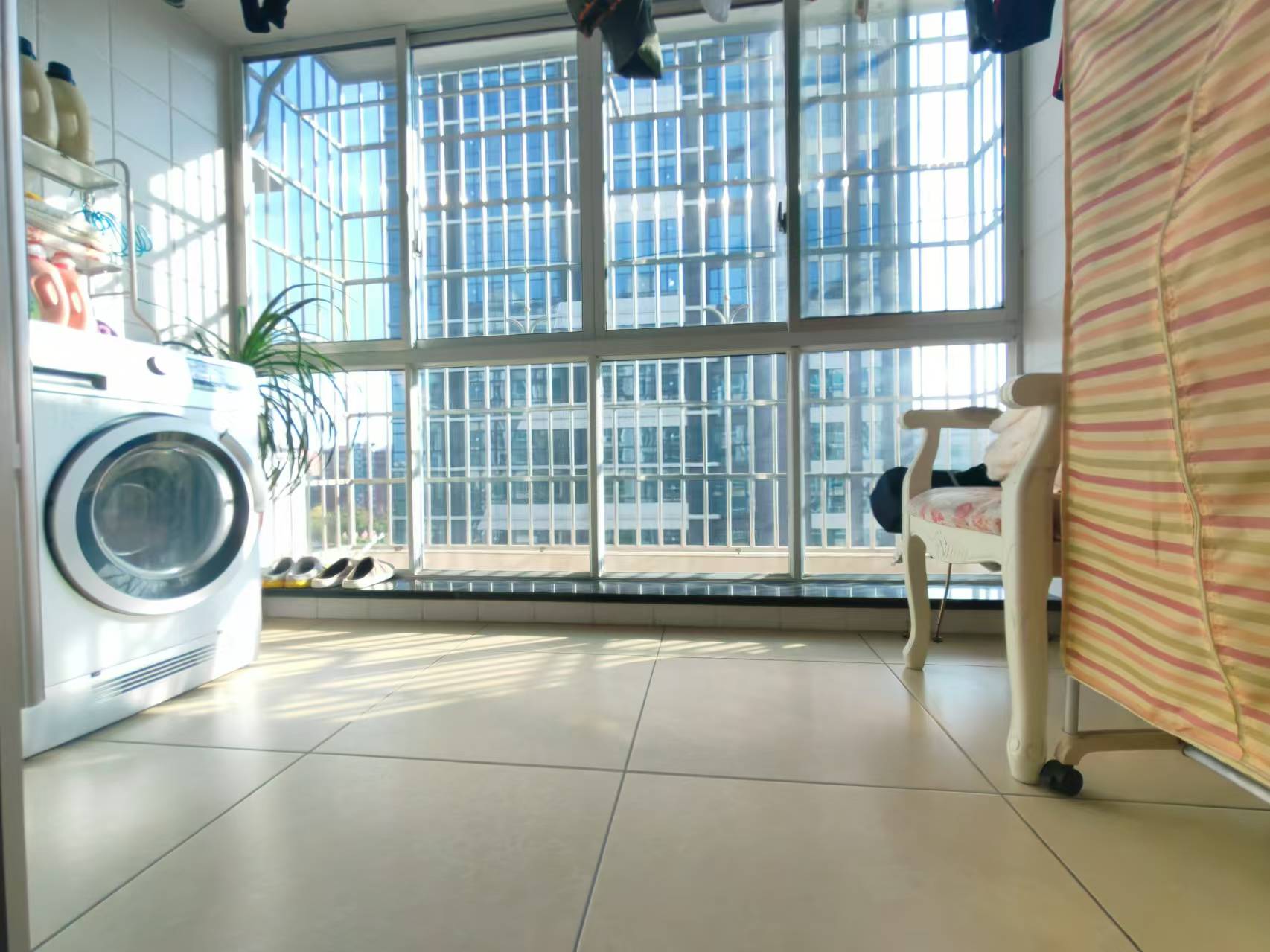 华联小区 1室0厅0卫 71.8万 华联小区 1室0厅0卫 71.8万室内图