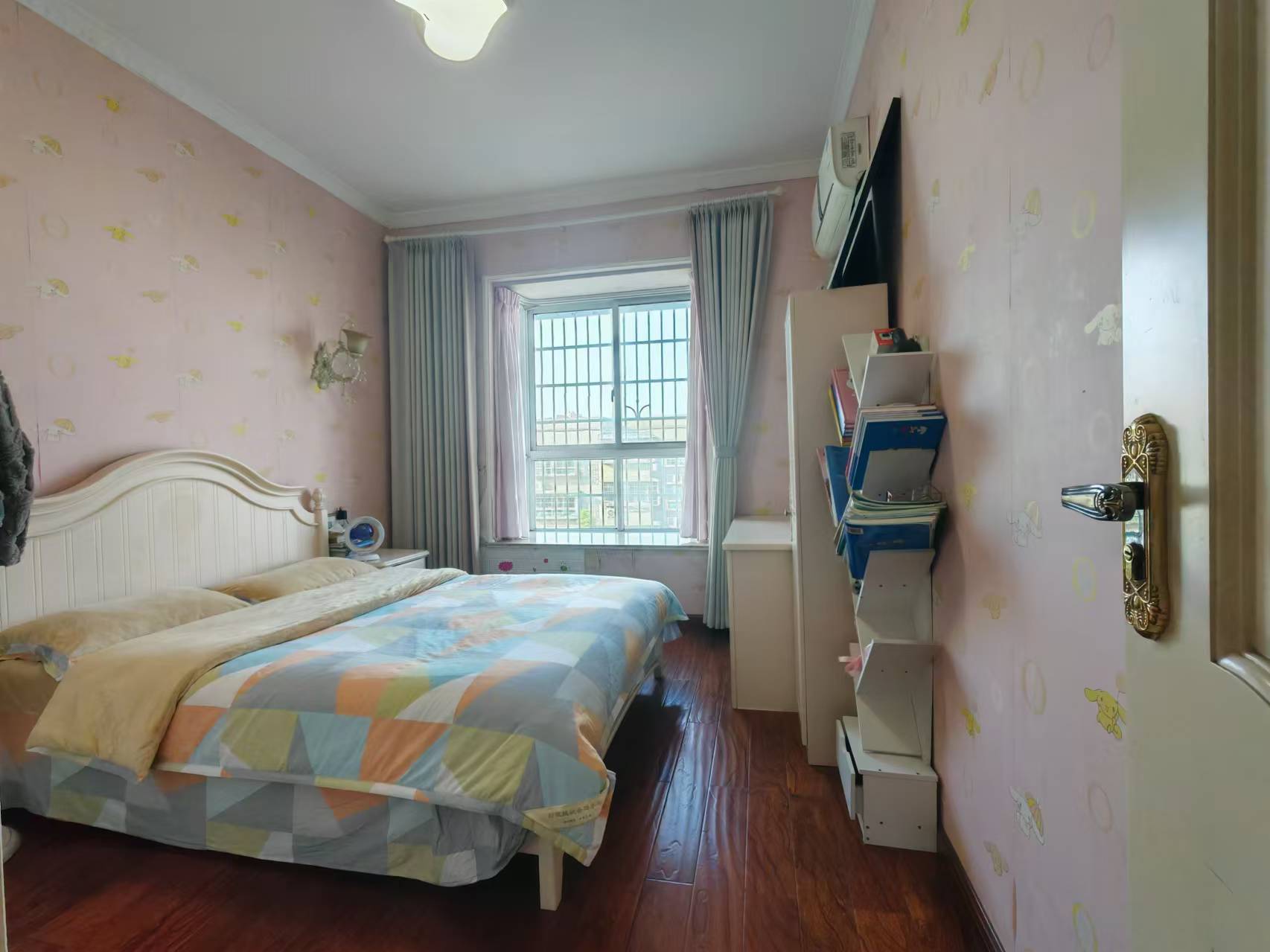 华联小区 1室0厅0卫 71.8万 华联小区 1室0厅0卫 71.8万室内图