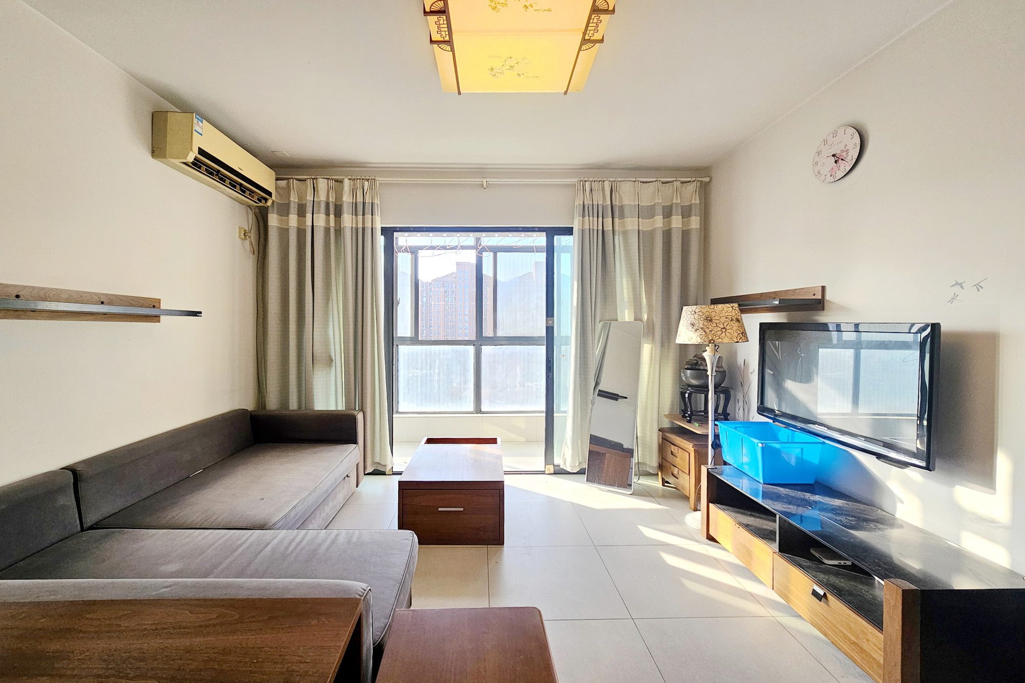 茂华国际湘 1室1厅1卫 48.0万 茂华国际湘 1室1厅1卫 48.0万客厅