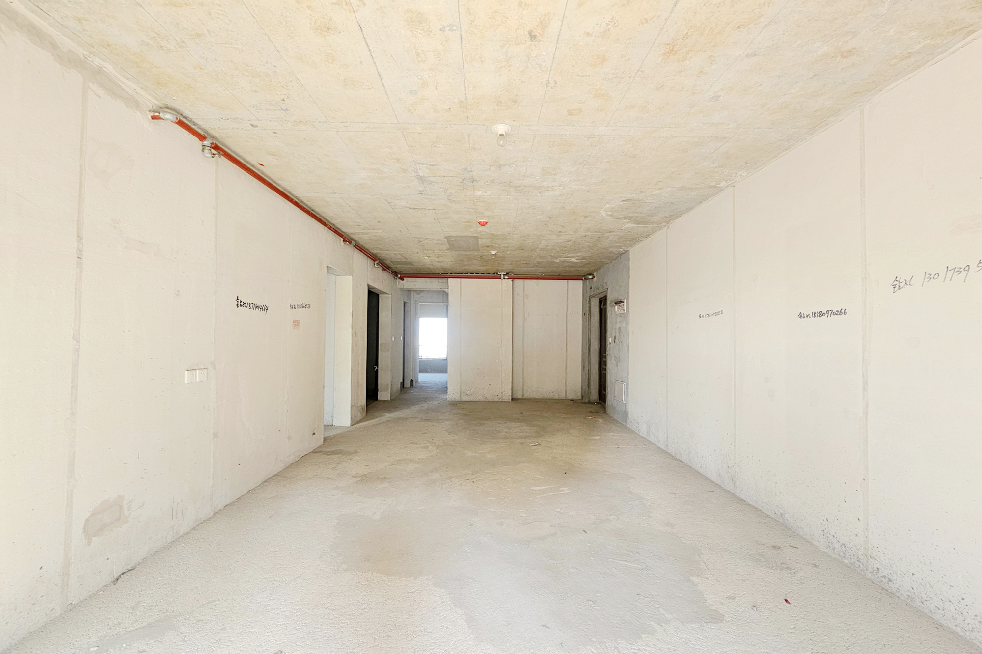 阳光城尚东湾愉景苑 3室2厅2卫 90.0万 阳光城尚东湾愉景苑 3室2厅2卫 90.0万客厅