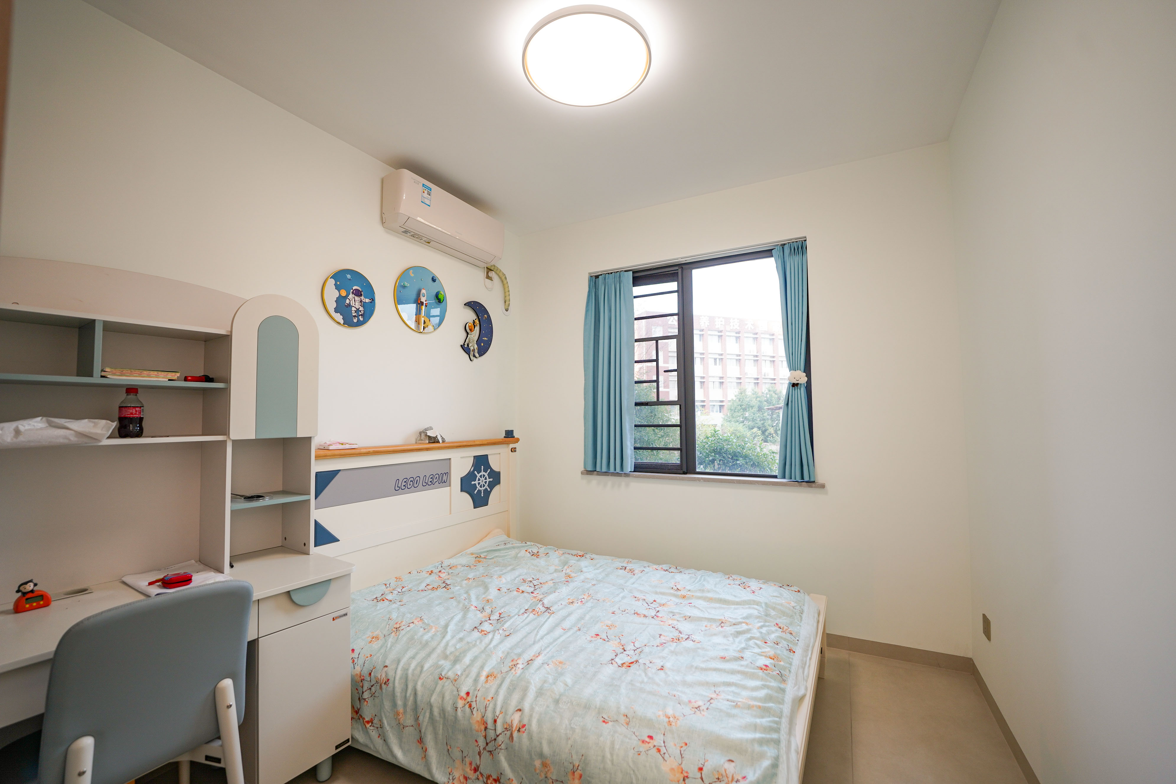 卢浮原著 4室2厅2卫 112.0万 卢浮原著 4室2厅2卫 112.0万卧室