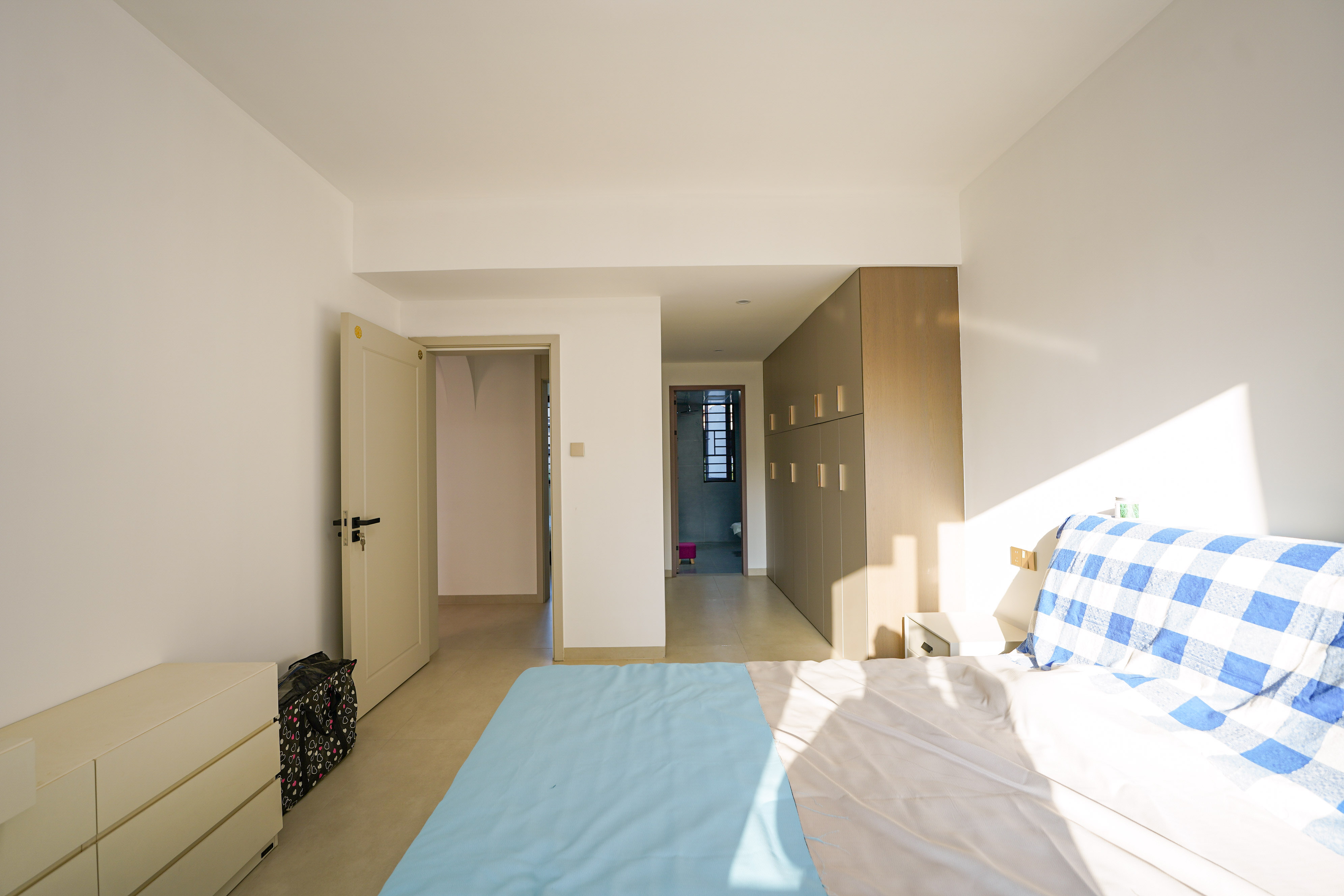 卢浮原著 4室2厅2卫 112.0万 卢浮原著 4室2厅2卫 112.0万卧室