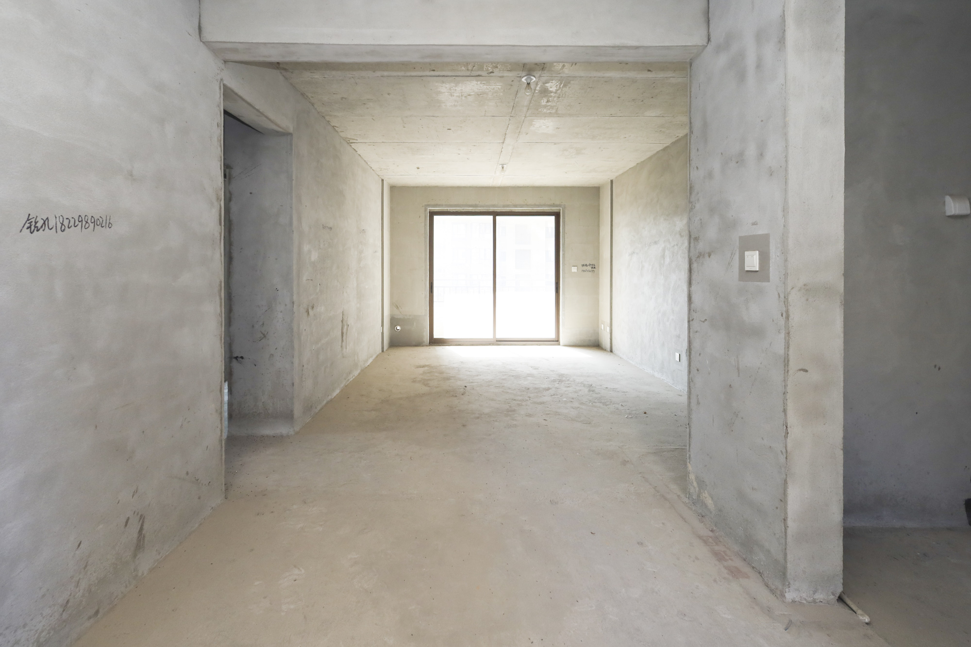 山语城三期  3室2厅2卫    90.0万 山语城三期  3室2厅2卫    90.0万客厅