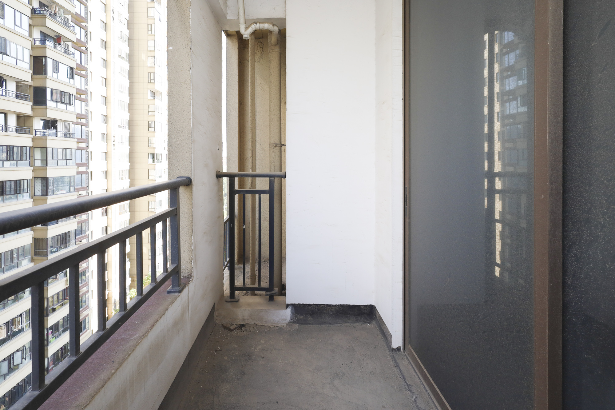 山语城三期  3室2厅2卫    90.0万 山语城三期  3室2厅2卫    90.0万阳台