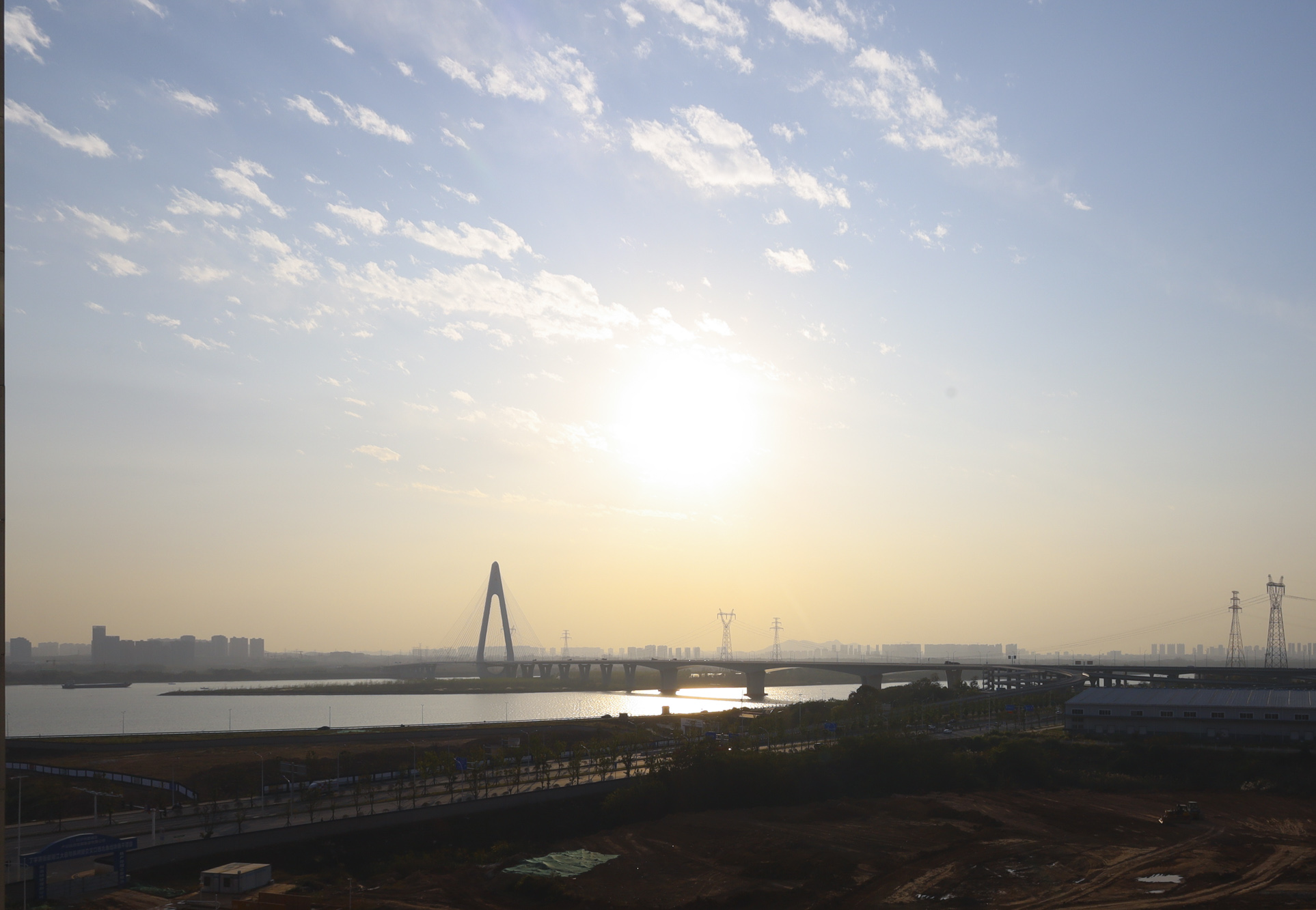 日盛湖湘府 4室2厅2卫 70.8万 日盛湖湘府 4室2厅2卫 70.8万其他