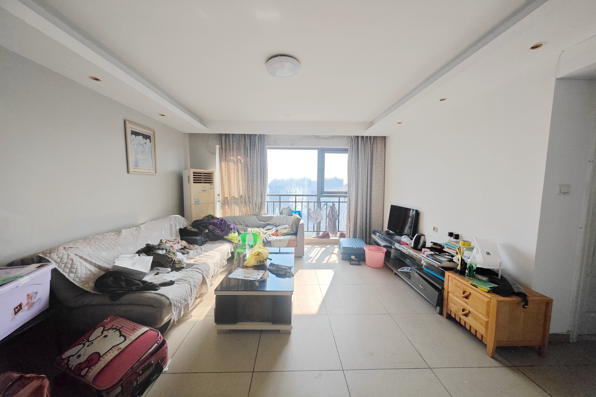 佳天瑞宁花园 2室2厅1卫 69.80万 佳天瑞宁花园 2室2厅1卫 69.80万客厅