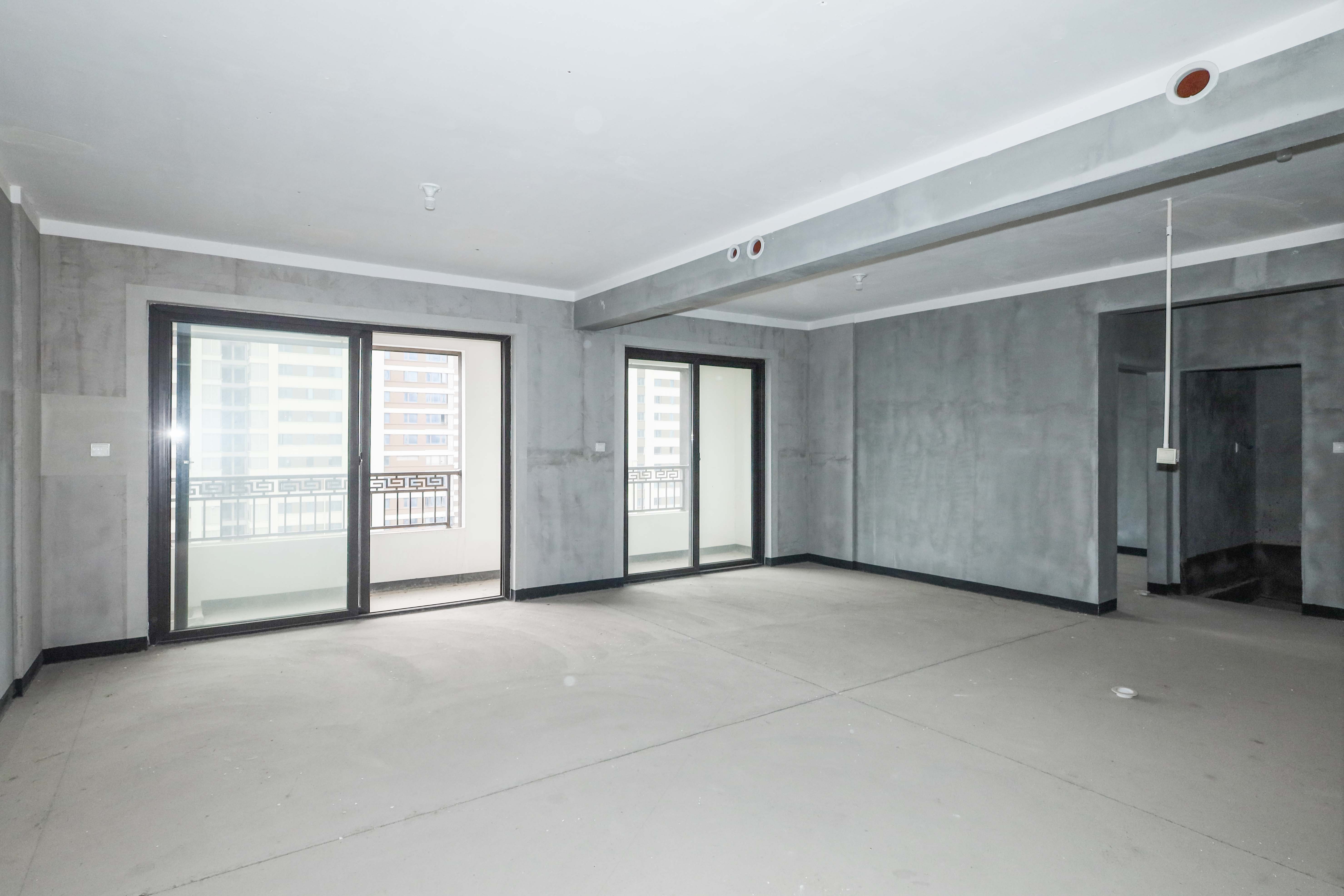 建发央著  3室2厅2卫   145.00万客厅