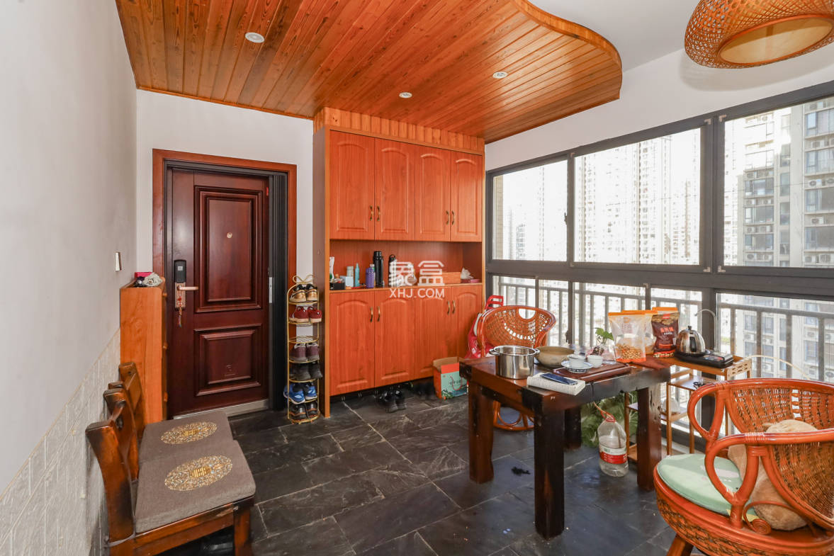 钰龙天下一期 3室2厅2卫 278.0万 钰龙天下一期 3室2厅2卫 278.0万其他