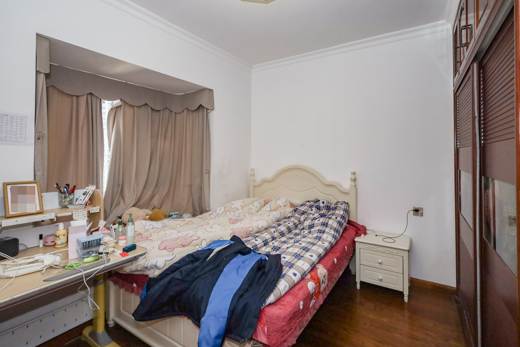 钰龙天下一期 3室2厅2卫 278.0万 钰龙天下一期 3室2厅2卫 278.0万卧室