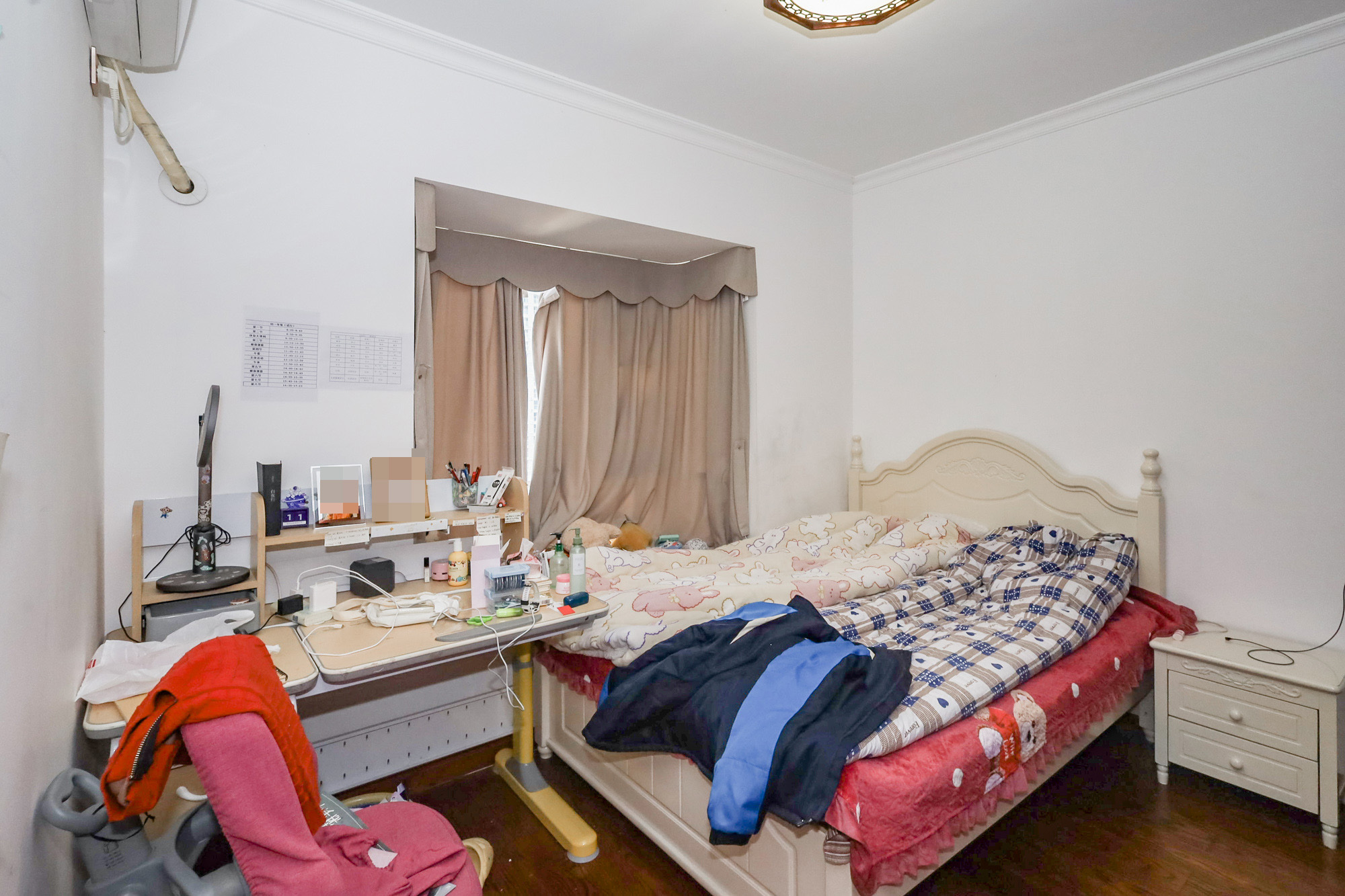 钰龙天下一期 3室2厅2卫 278.0万 钰龙天下一期 3室2厅2卫 278.0万卧室