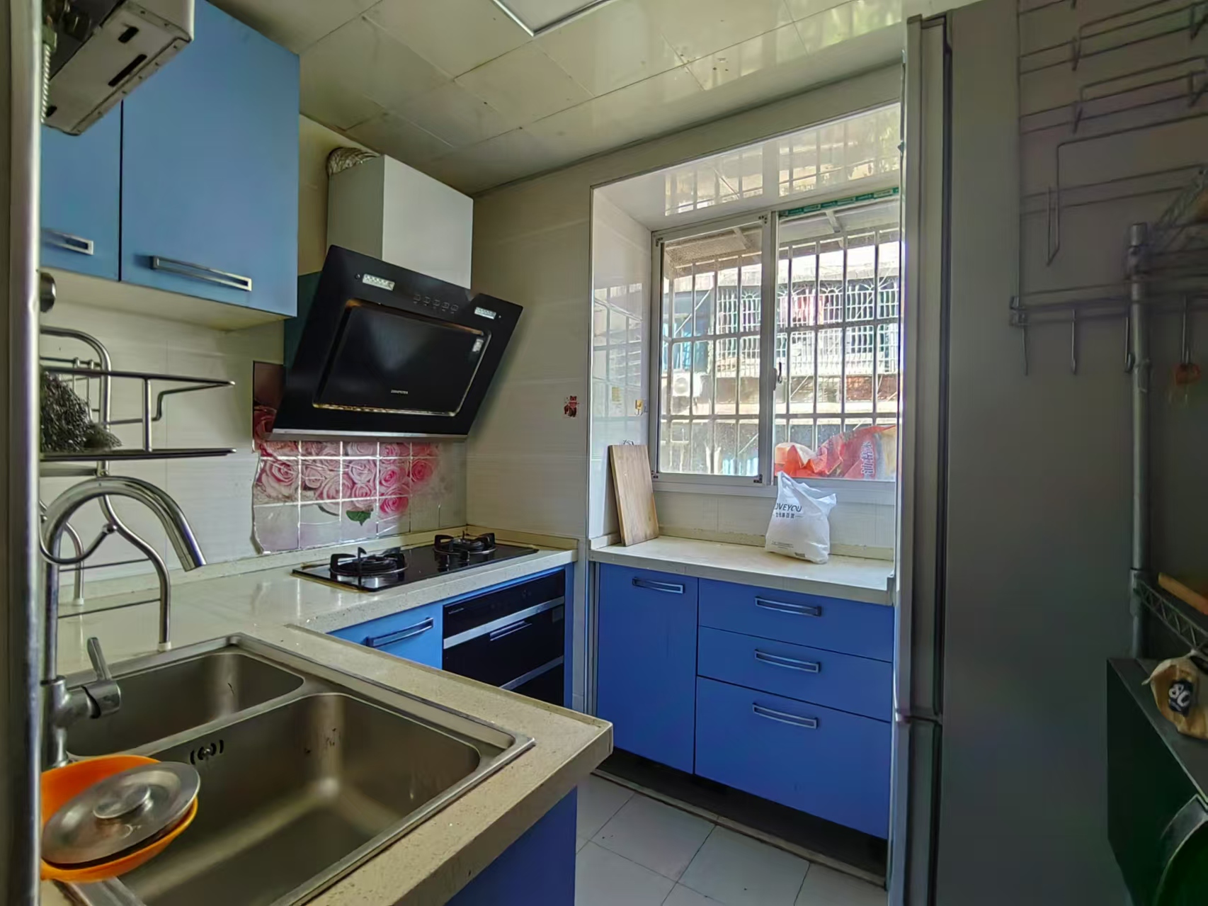 造化塘  3室1厅1卫    1600.0元/月 造化塘  3室1厅1卫    1600.0元/月室内图