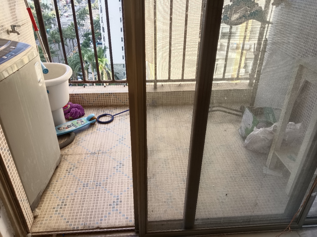 金山广场 2室1厅1卫 2200.00元/月 金山广场 2室1厅1卫 2200.00元/月室内图