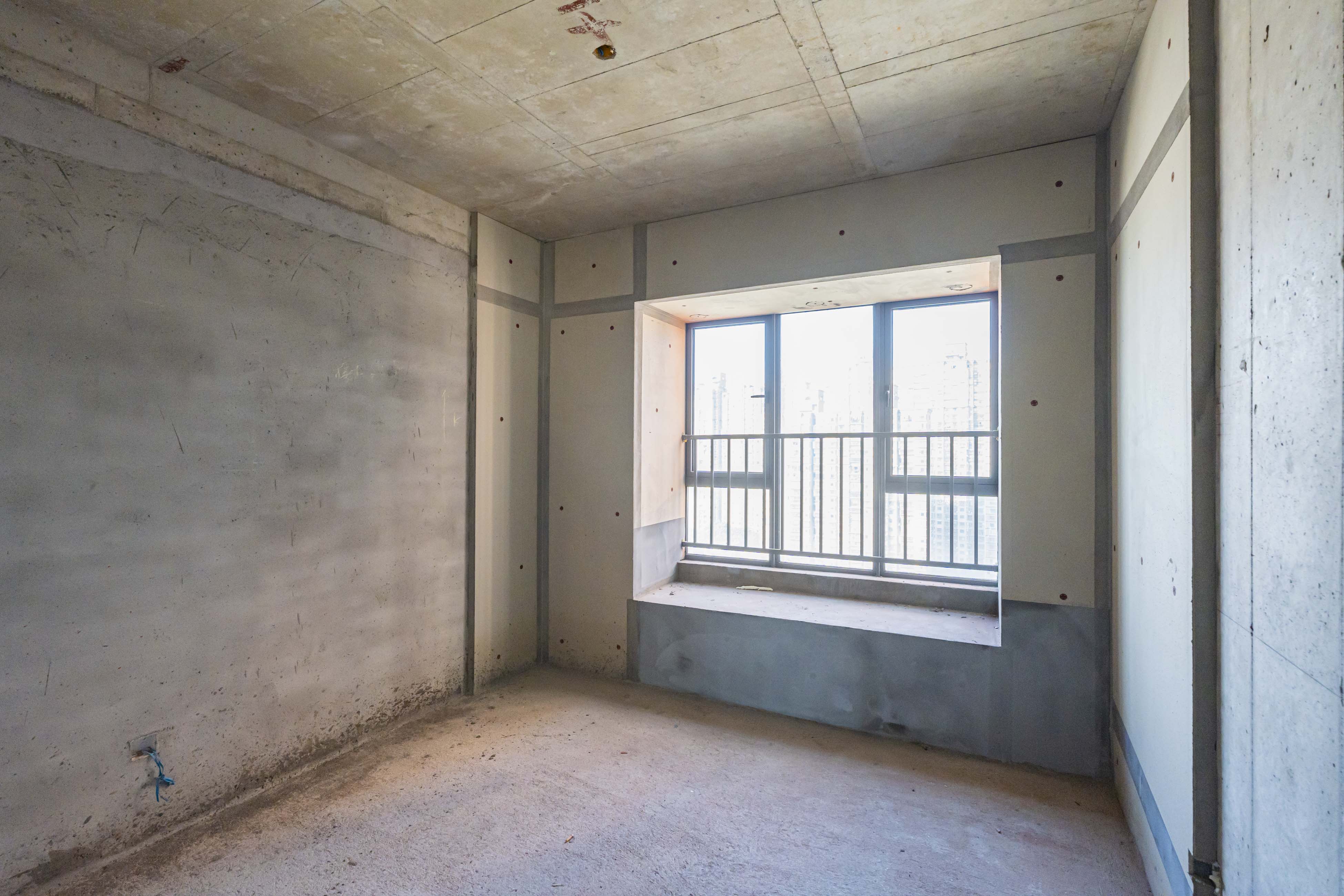 金色溪泉湾  4室2厅3卫    189.9万 金色溪泉湾  4室2厅3卫    189.9万卧室